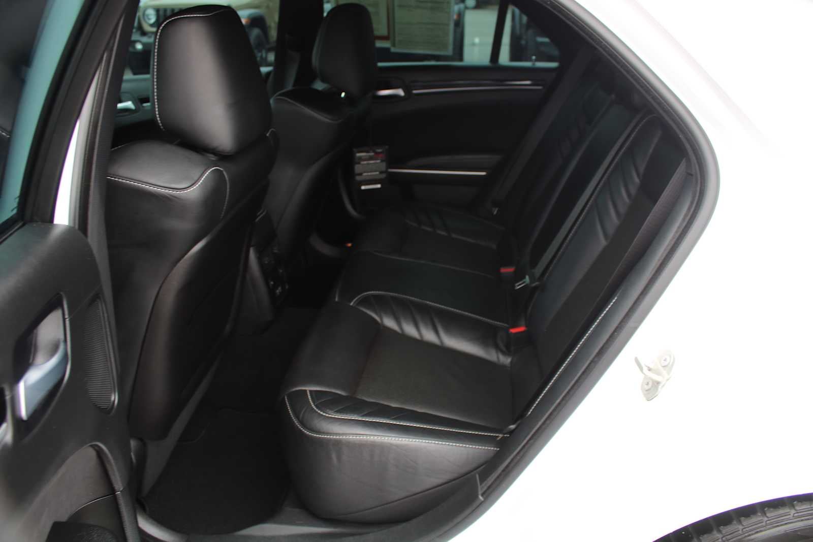 2023 Chrysler 300 300C