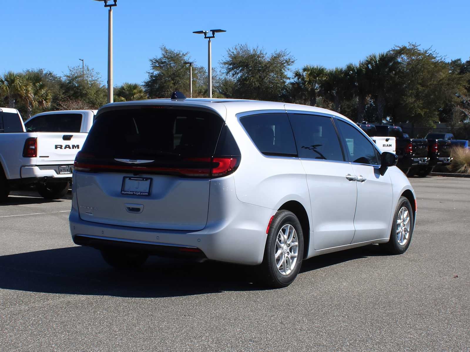 2026 Chrysler Pacifica PACIFICA SELECT