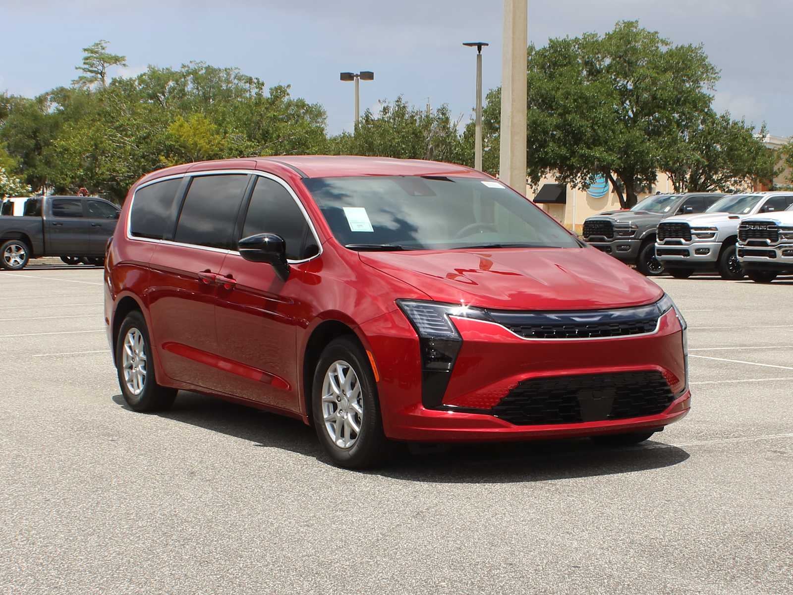 2027 Chrysler Pacifica Select