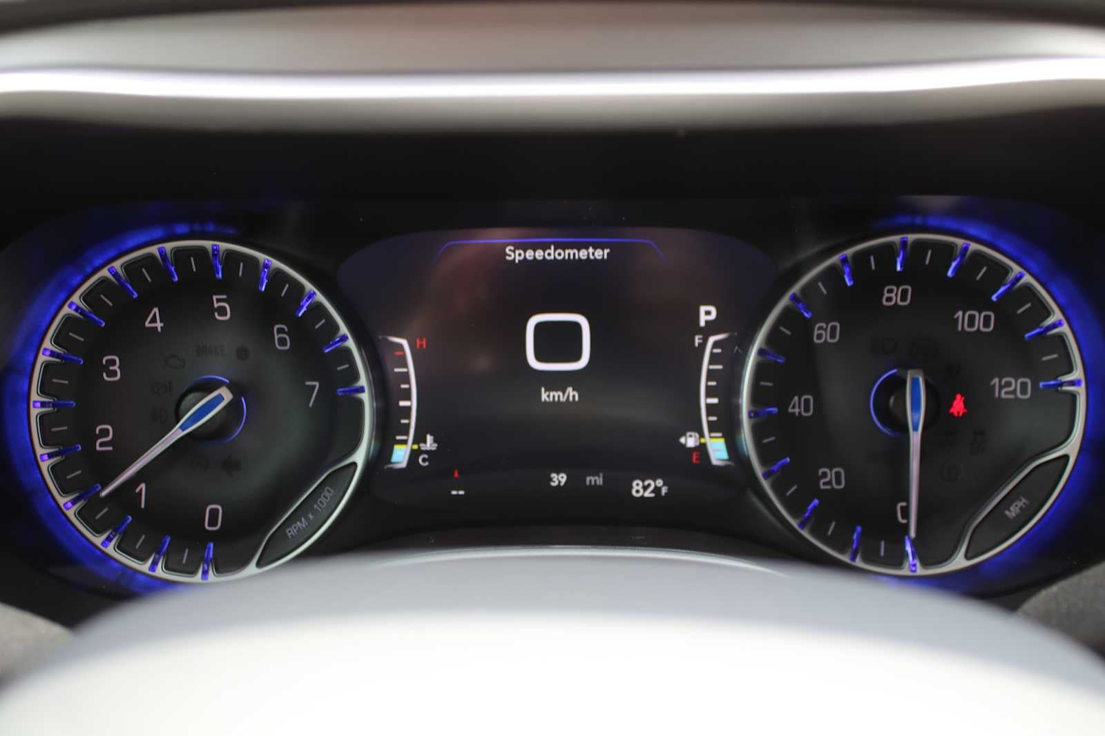 2027 Chrysler Pacifica Select