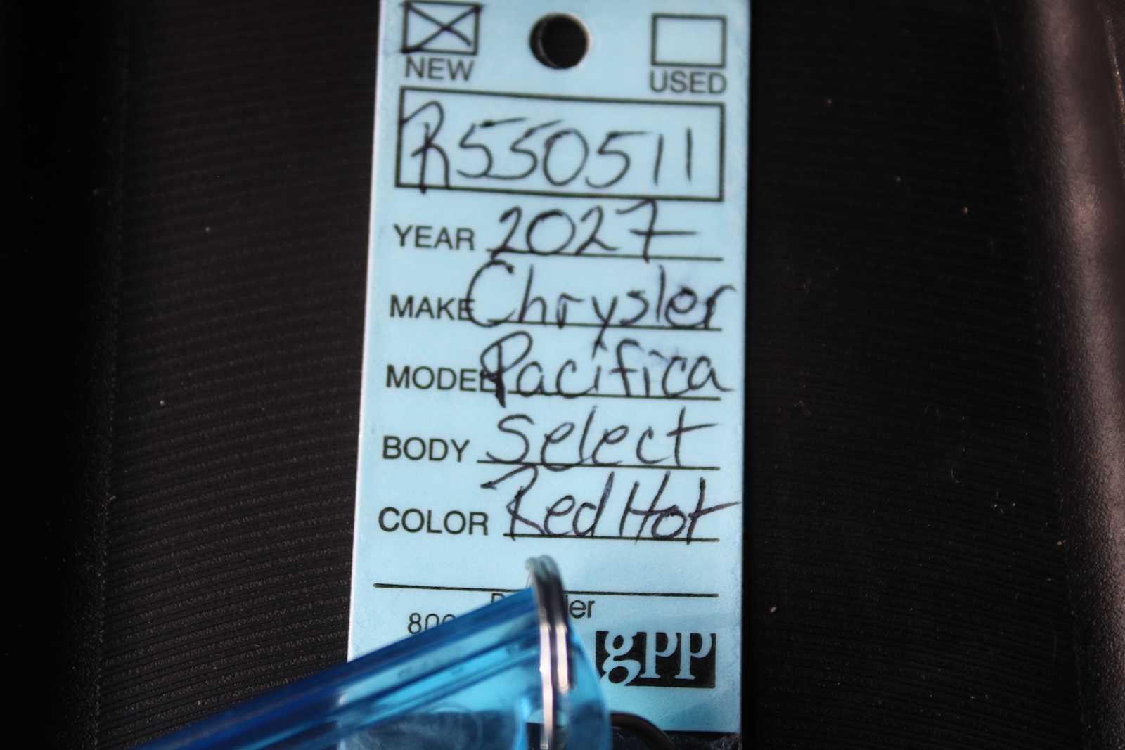 2027 Chrysler Pacifica Select