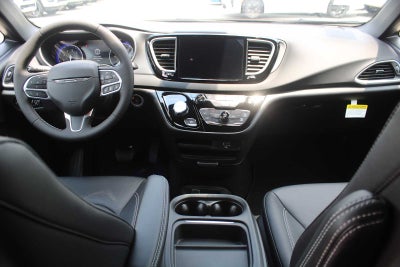 2027 Chrysler Pacifica LX