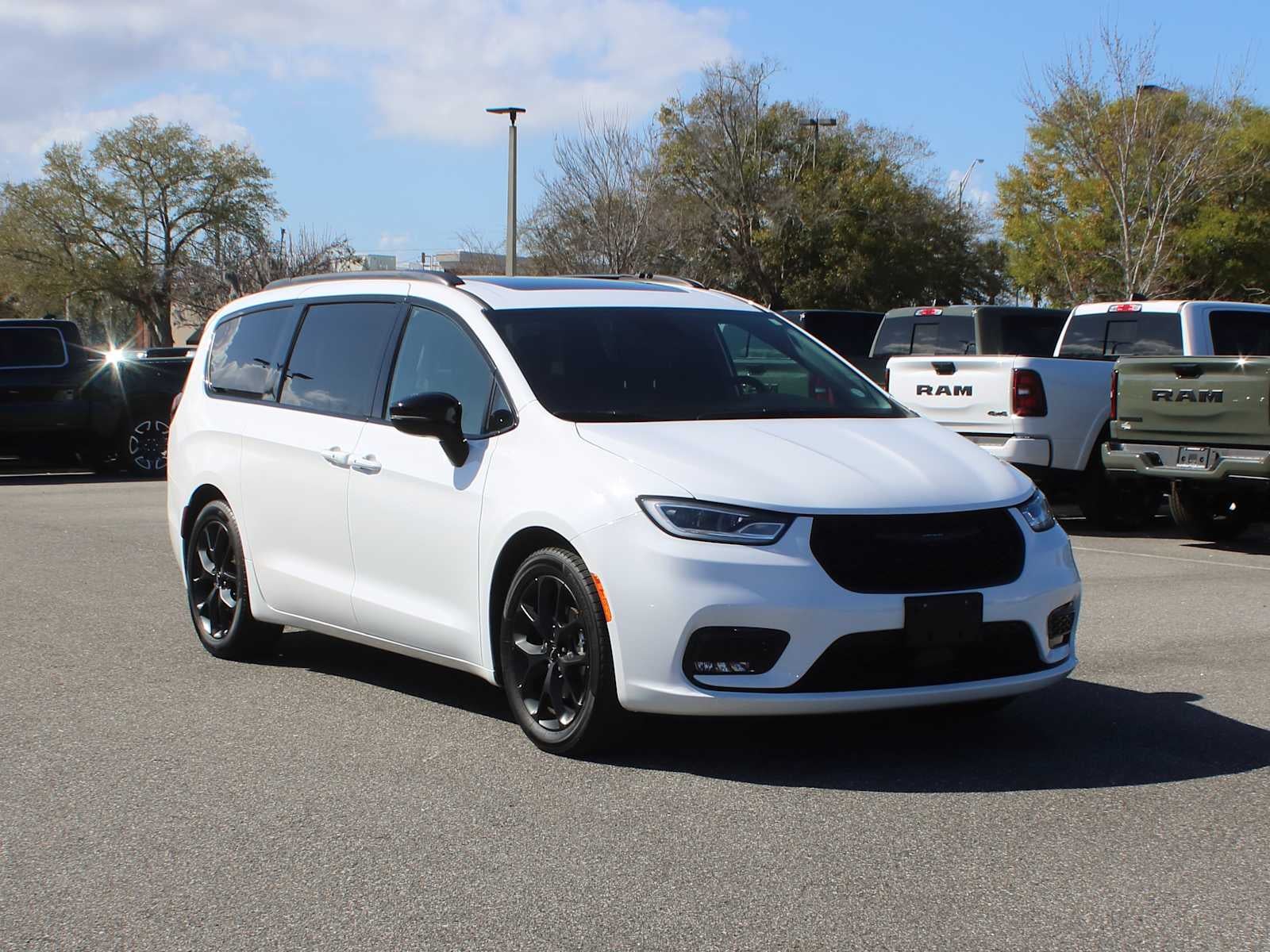 2025 Chrysler Pacifica Limited