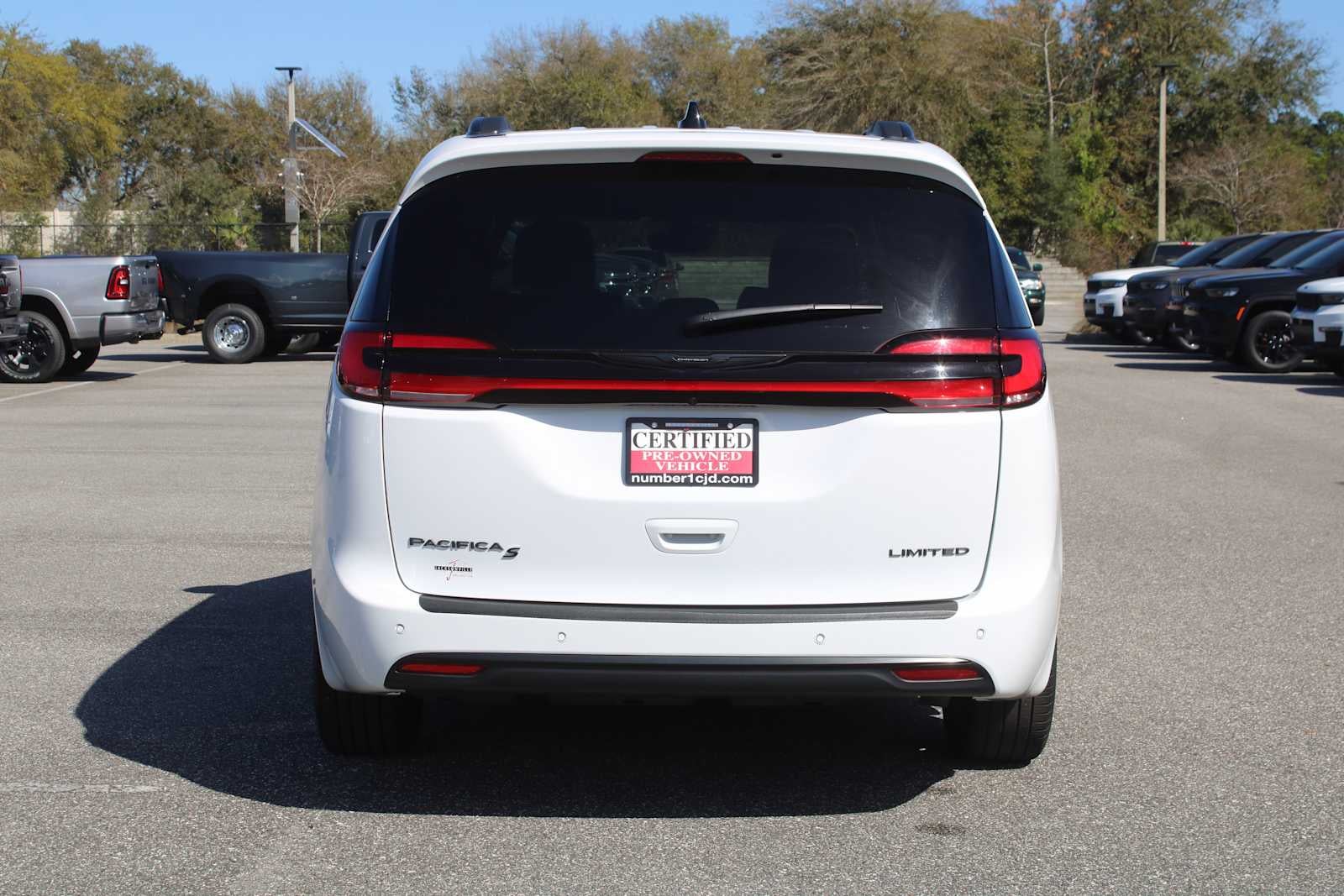 2025 Chrysler Pacifica Limited