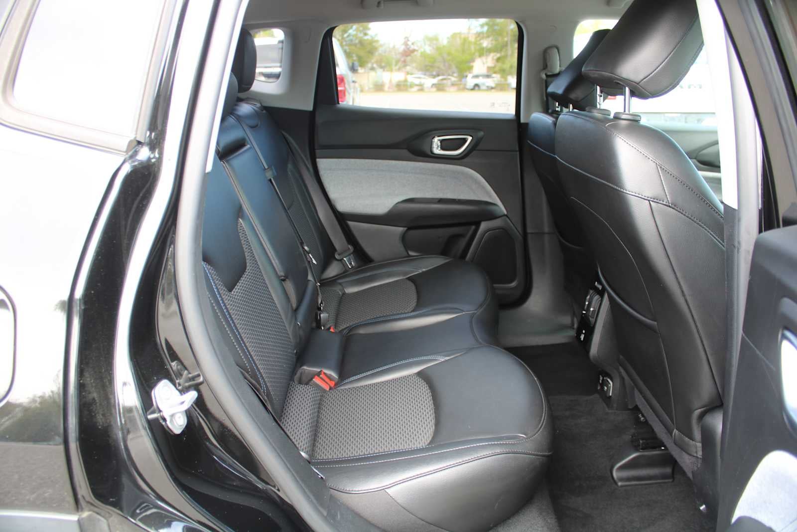 2022 Jeep Compass Latitude FWD