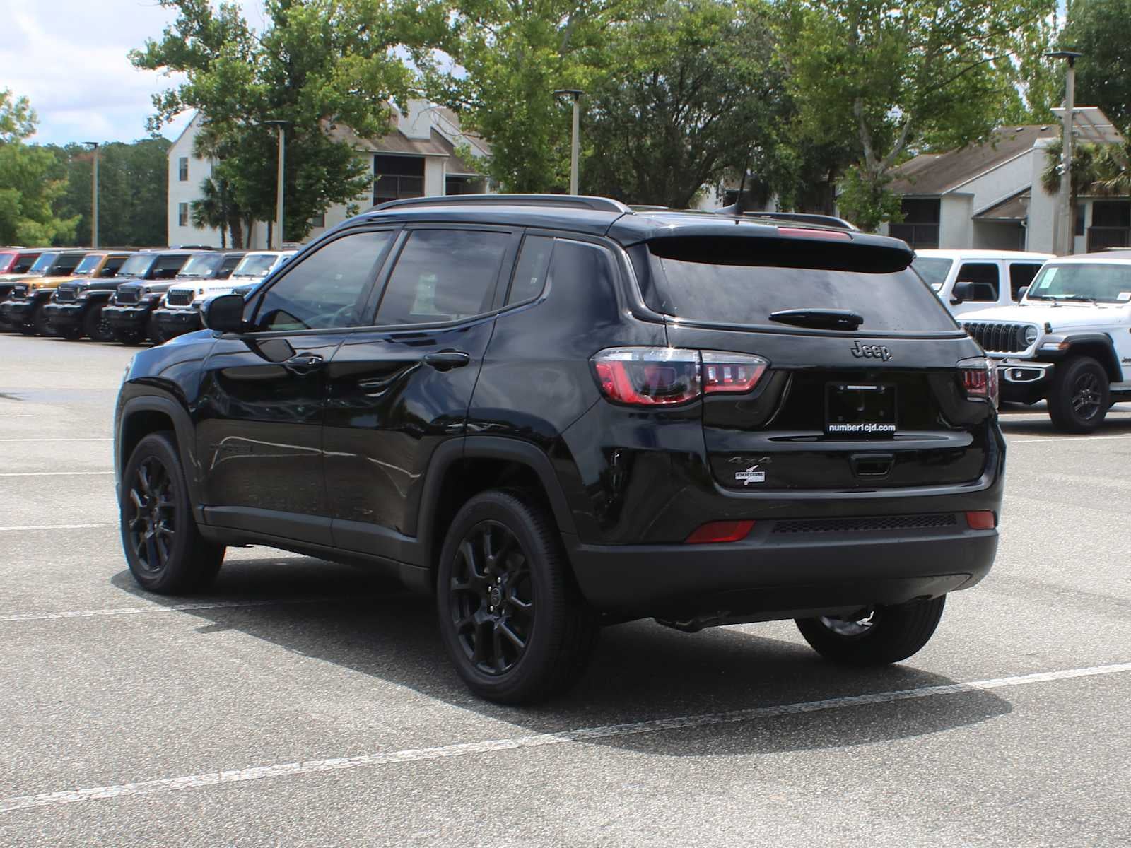 2026 Jeep Compass Latitude Altitude