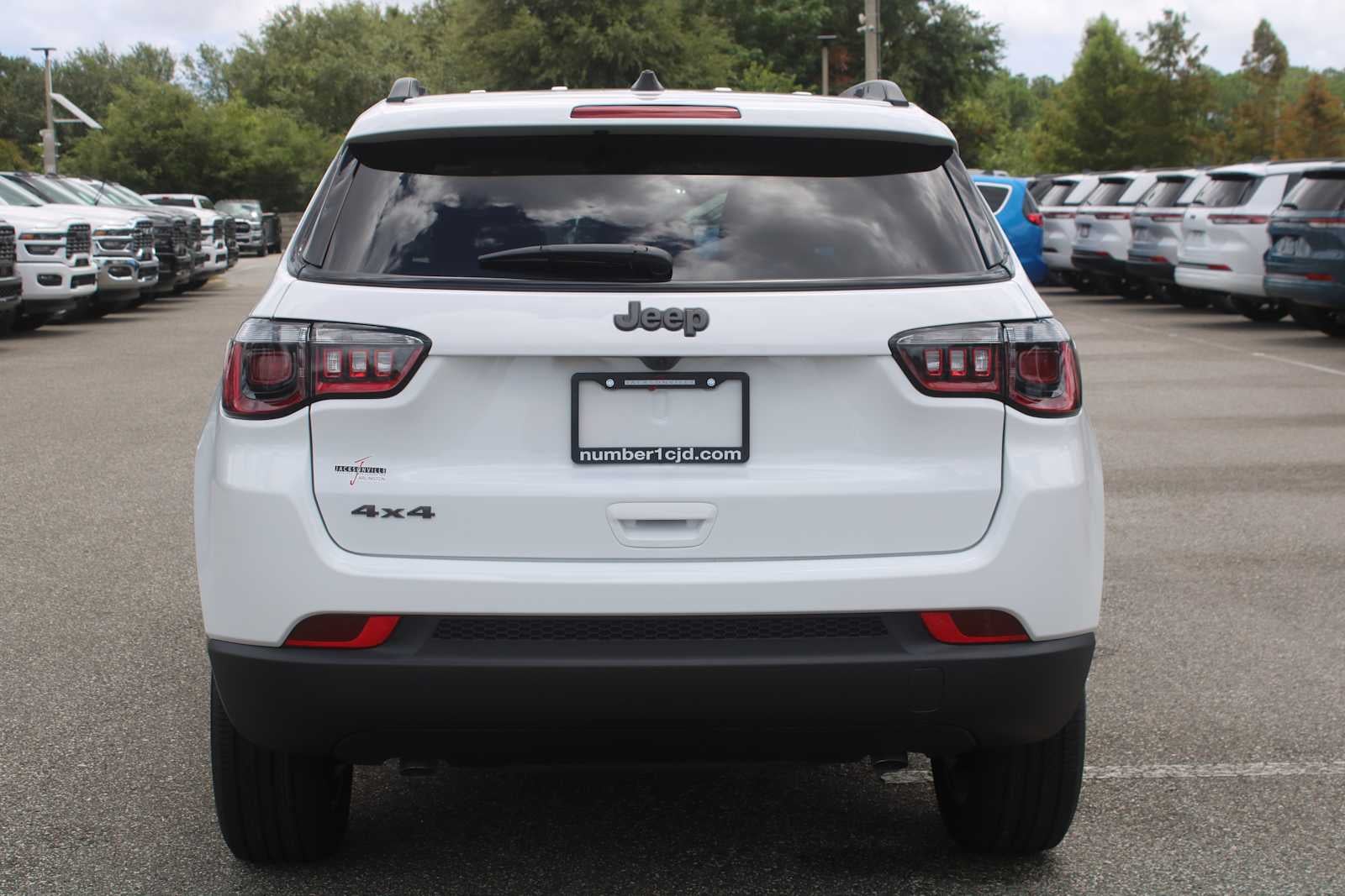 2026 Jeep Compass Latitude Altitude