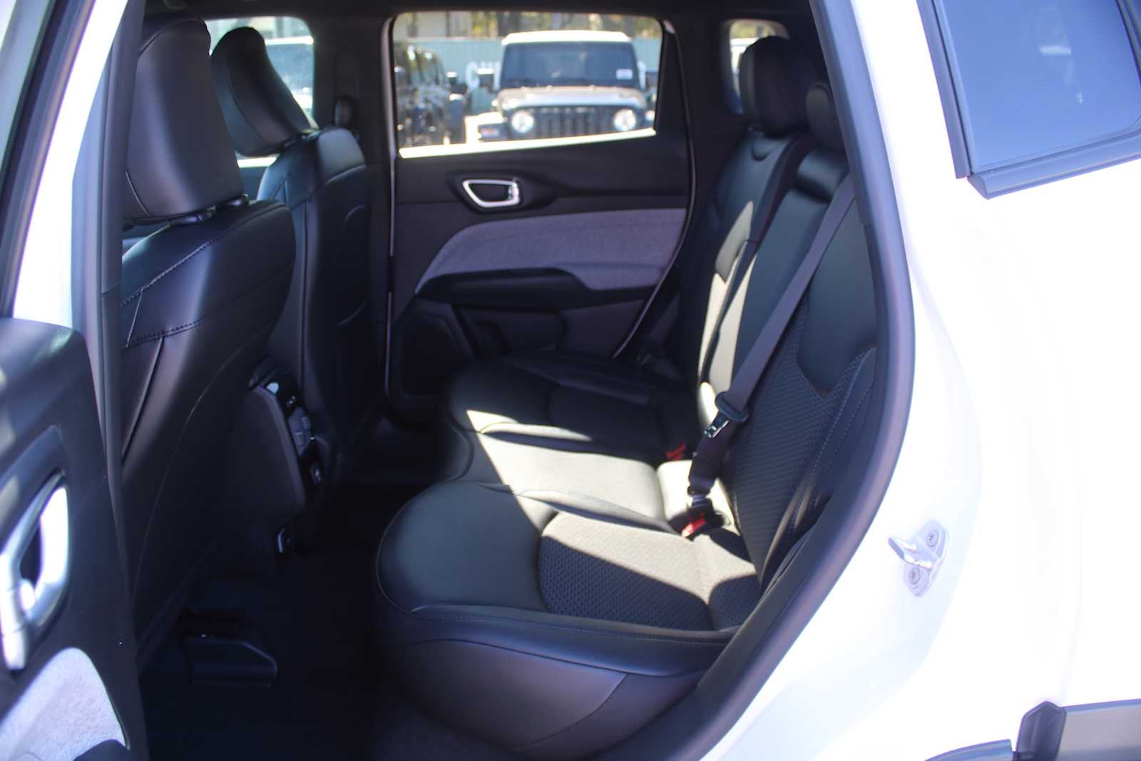 2026 Jeep Compass COMPASS LATITUDE 4X4