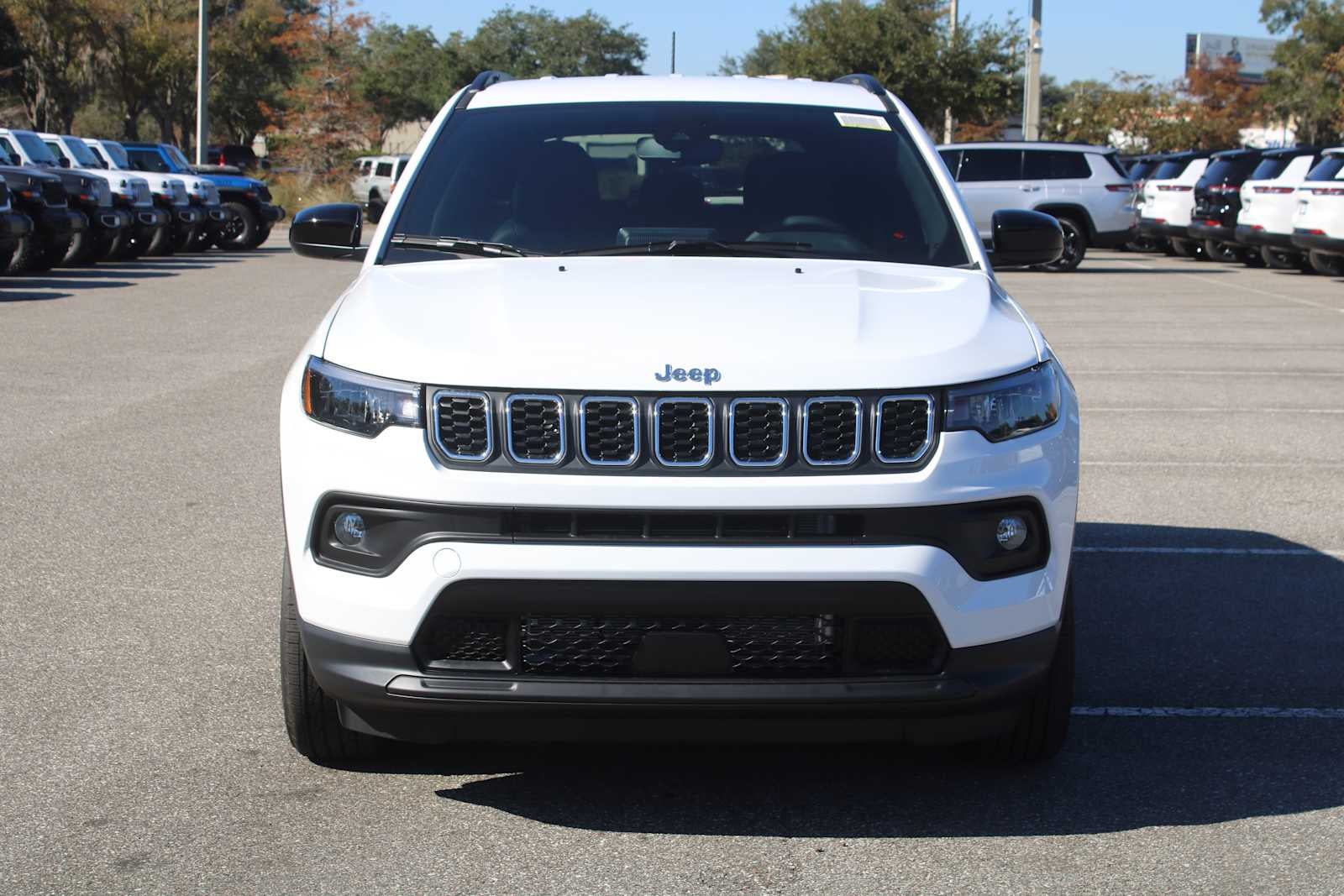 2026 Jeep Compass COMPASS LATITUDE 4X4