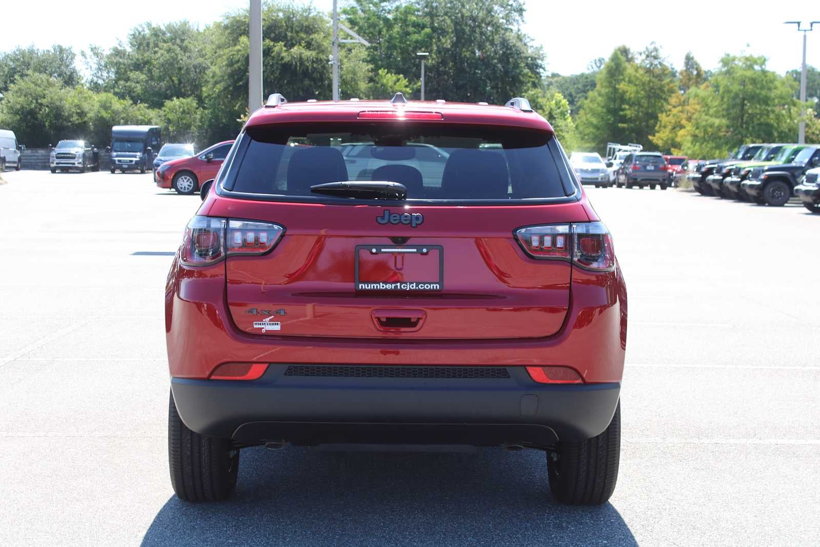 2026 Jeep Compass Latitude Altitude