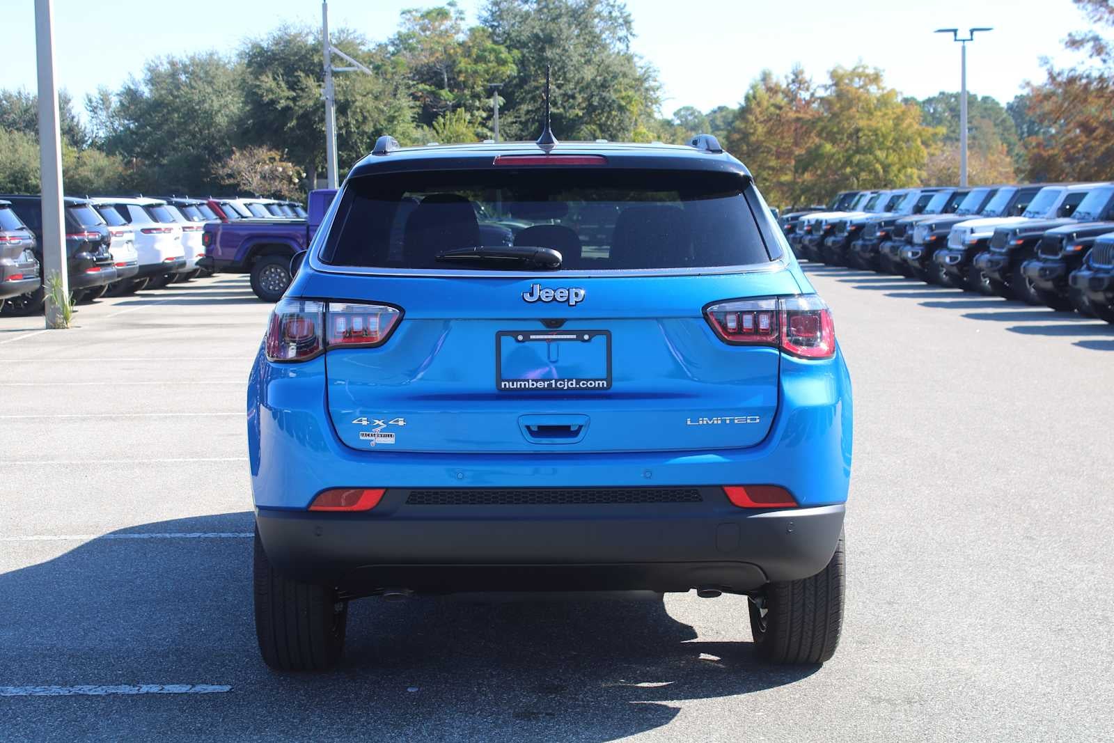 2026 Jeep Compass COMPASS LIMITED 4X4