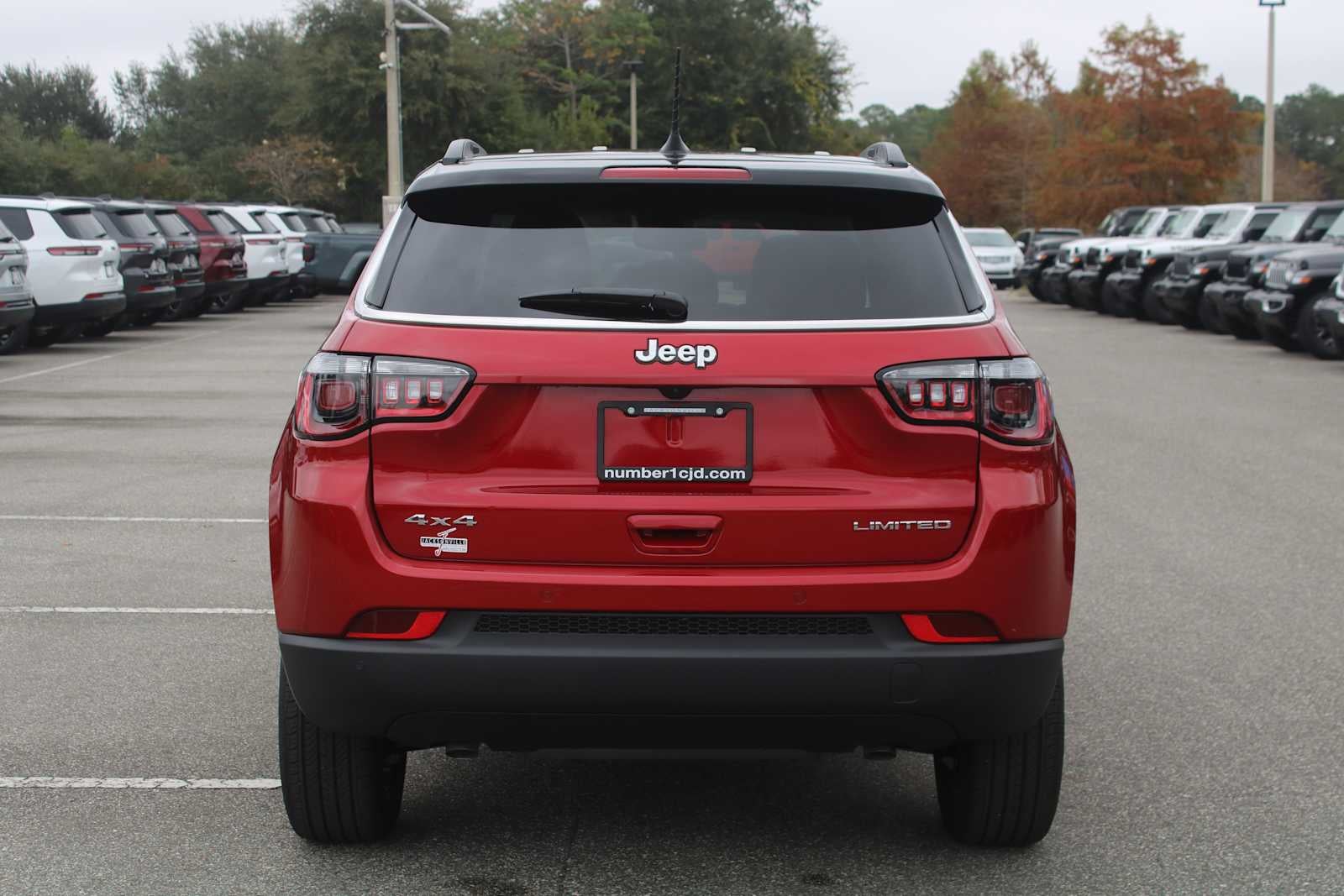 2026 Jeep Compass COMPASS LIMITED 4X4