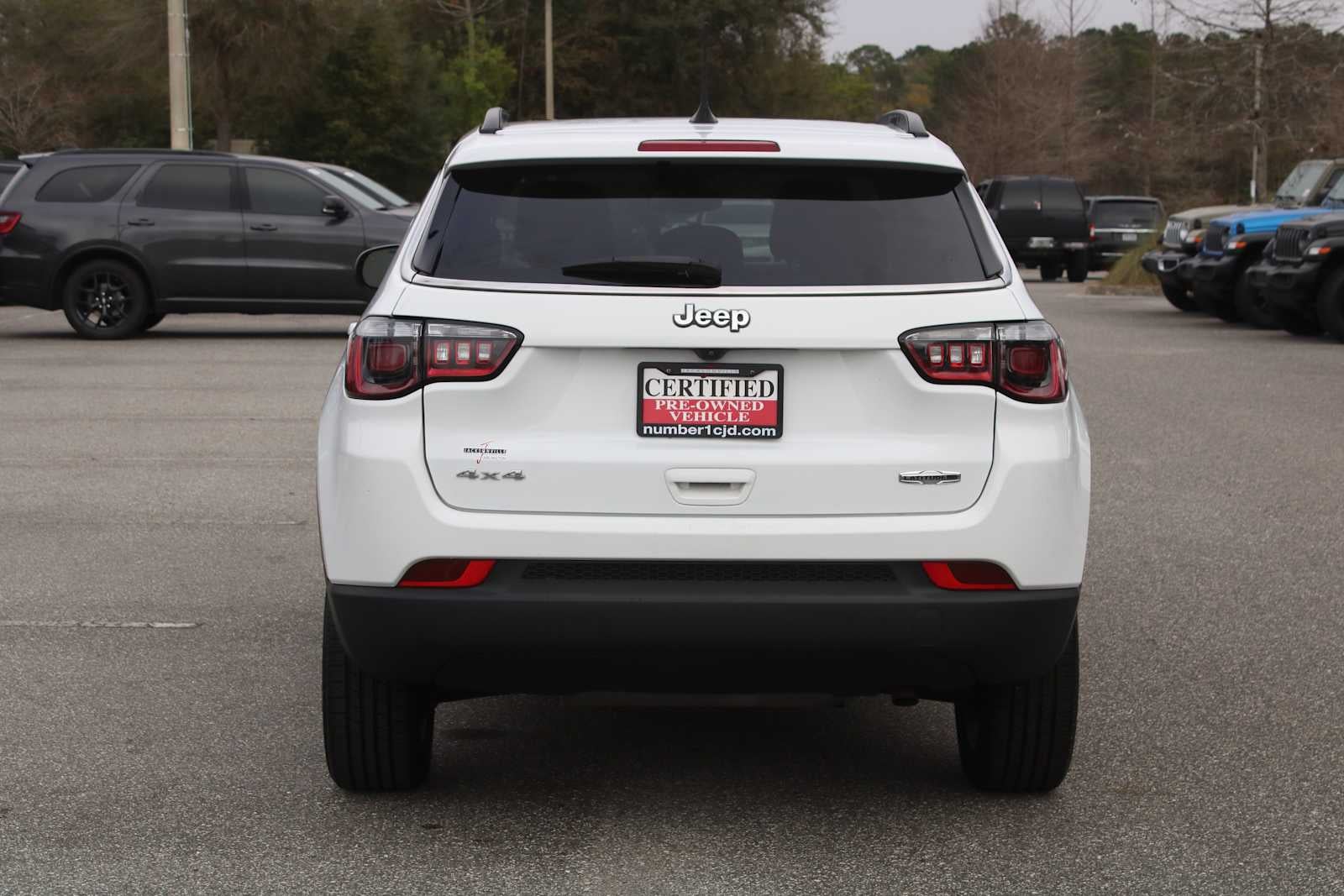 2022 Jeep Compass Latitude Lux 4x4