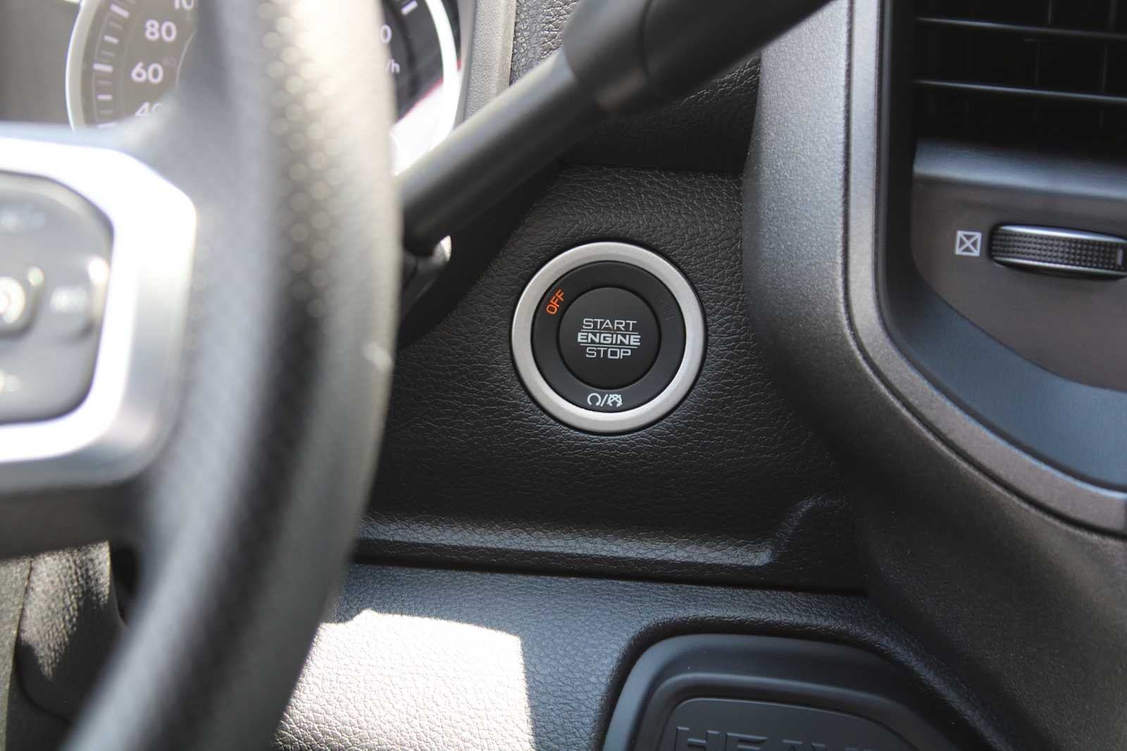 2026 RAM Ram 3500 RAM 3500 TRADESMAN CREW CAB 4X4 6'4' BOX