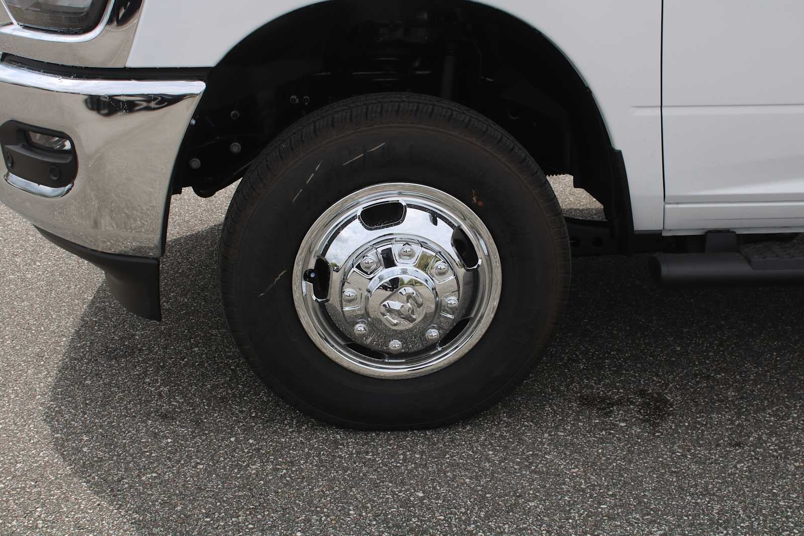 2026 RAM Ram 3500 RAM 3500 TRADESMAN CREW CAB 4X4 8' BOX