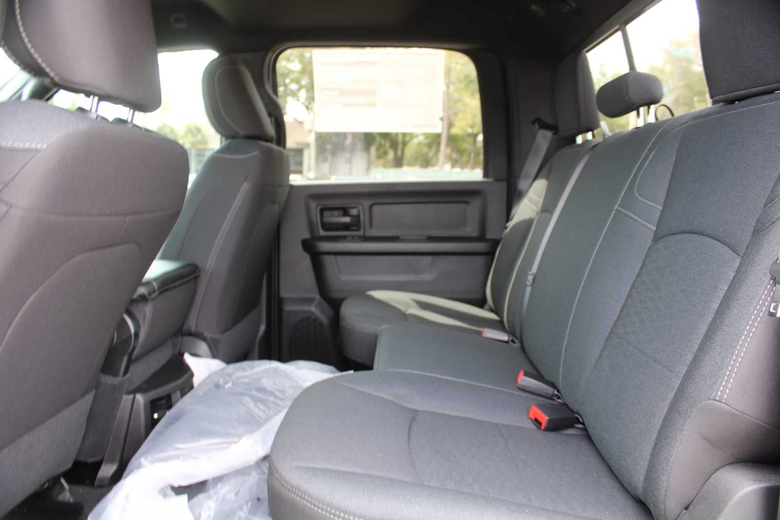 2026 RAM Ram 3500 RAM 3500 TRADESMAN CREW CAB 4X4 8' BOX