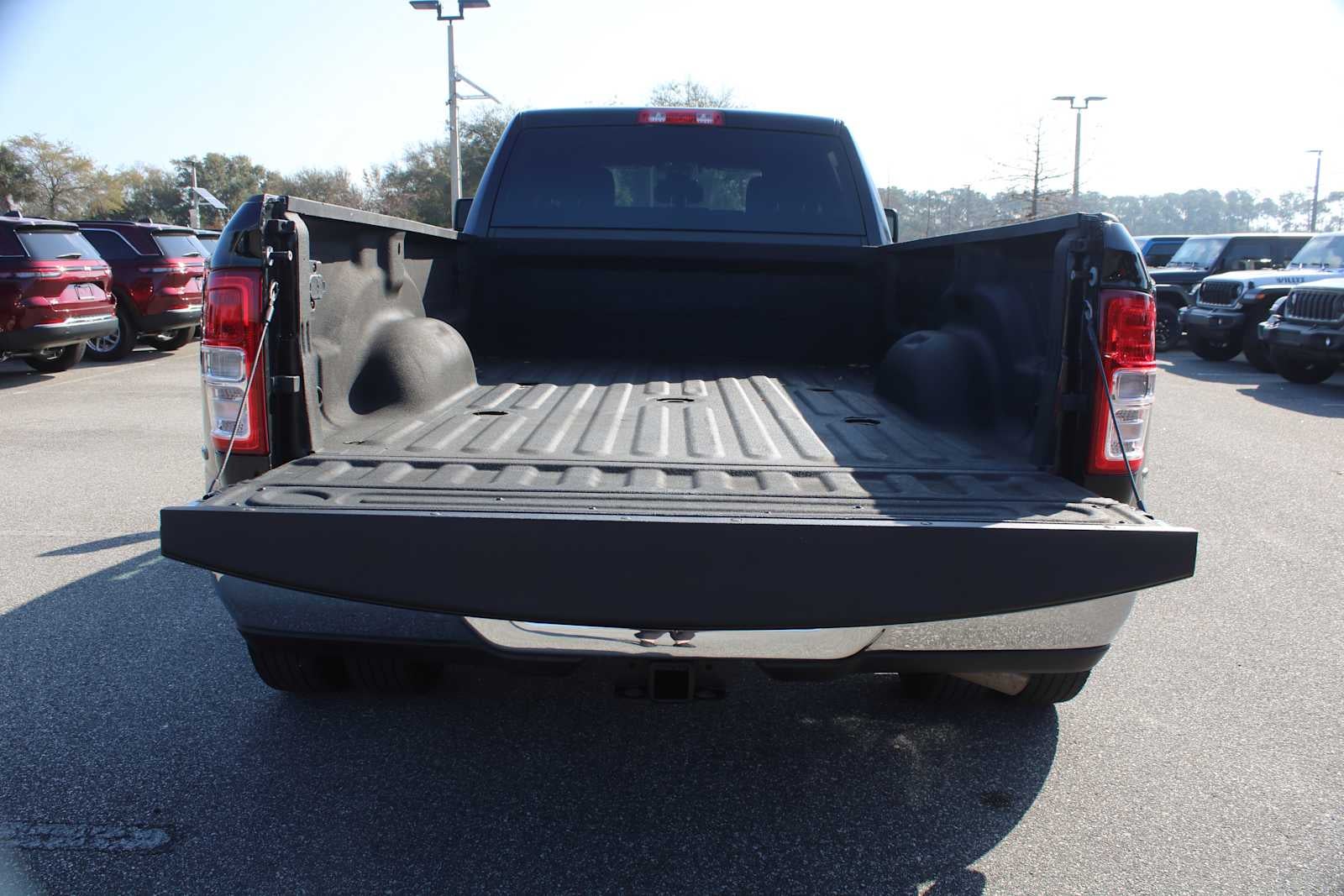 2024 RAM 3500 Big Horn Crew Cab 4x4 8' Box