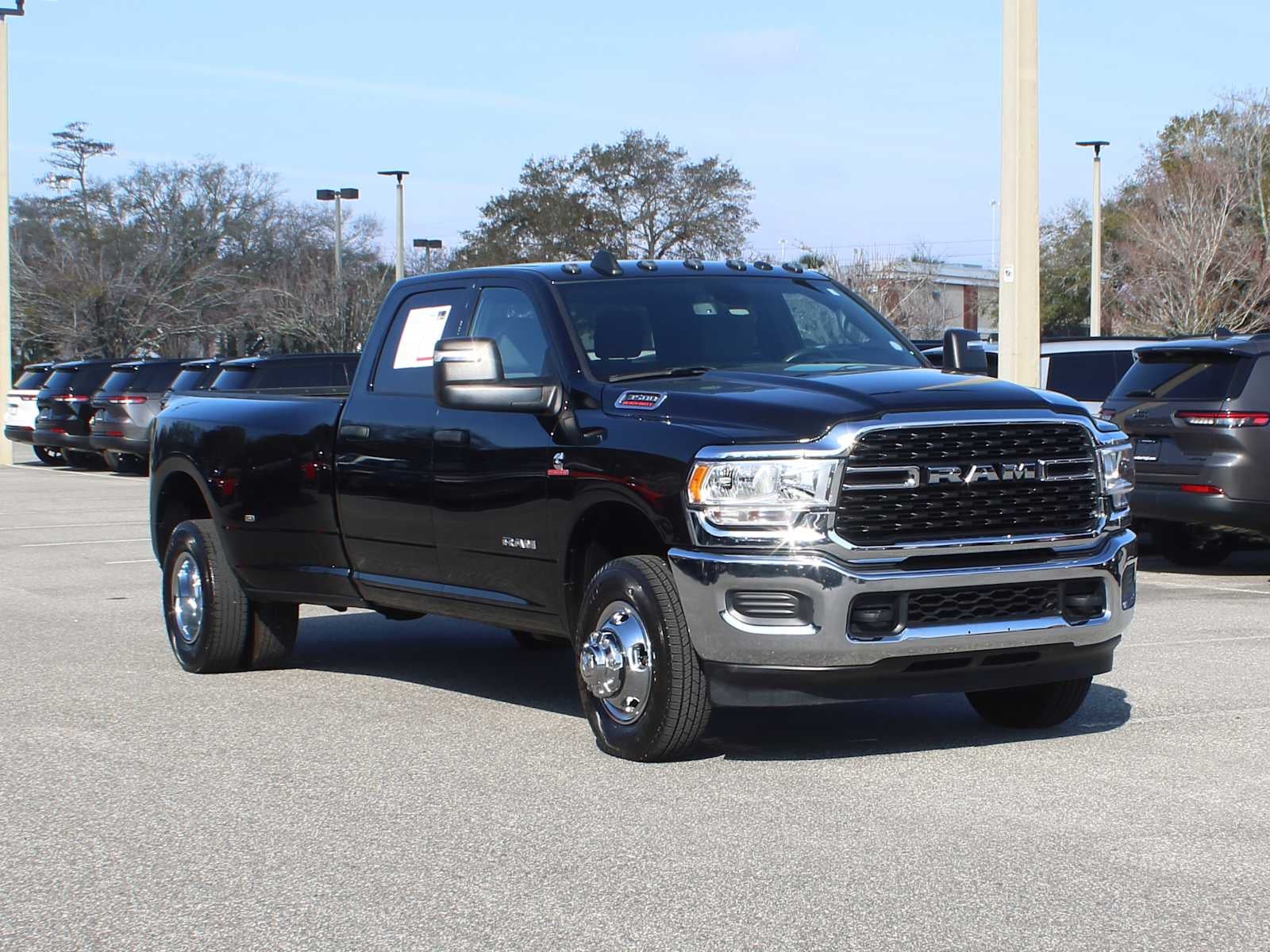 2024 RAM 3500 Big Horn Crew Cab 4x4 8' Box