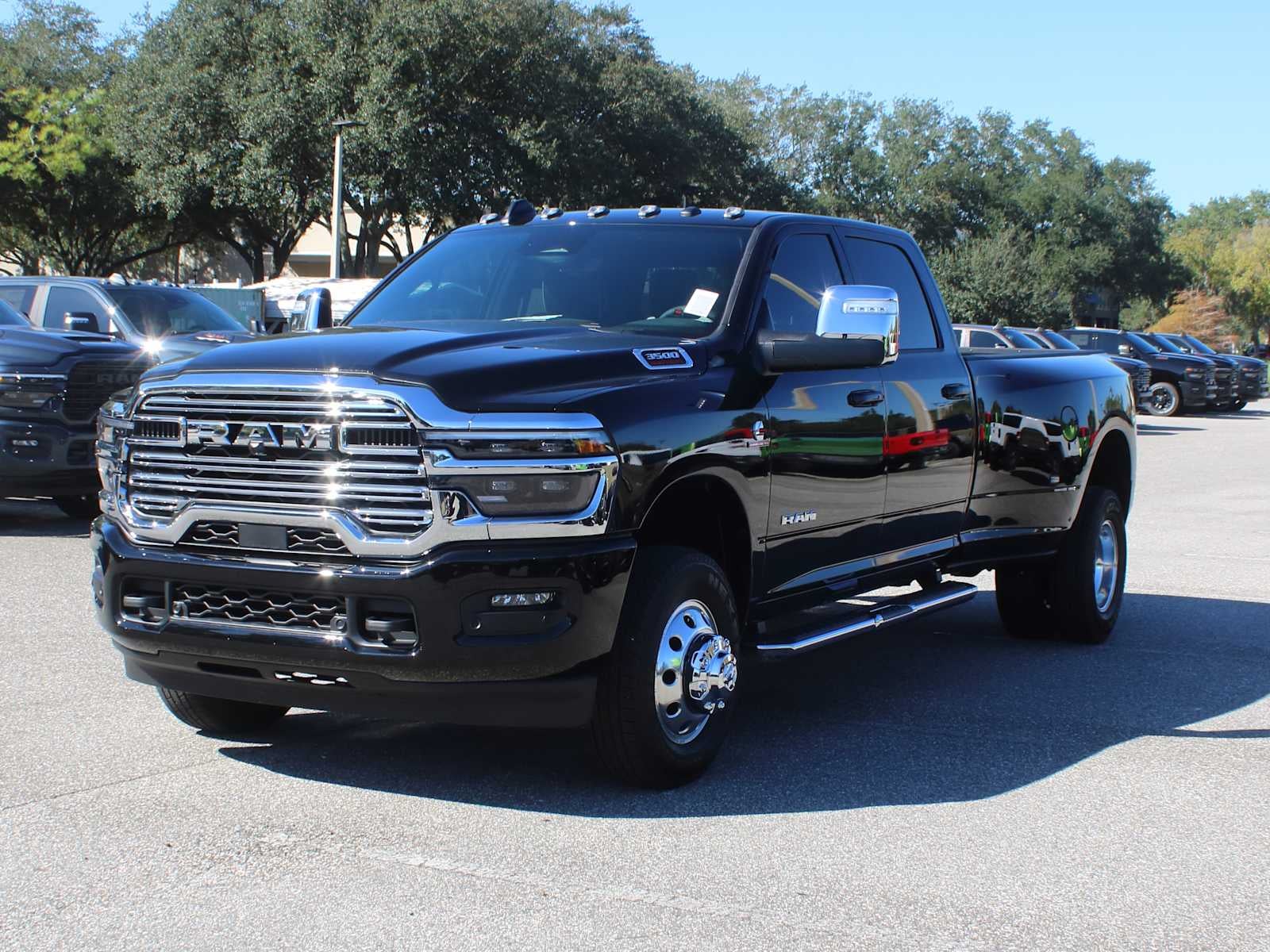 2026 RAM Ram 3500 RAM 3500 LARAMIE CREW CAB 4X4 8' BOX