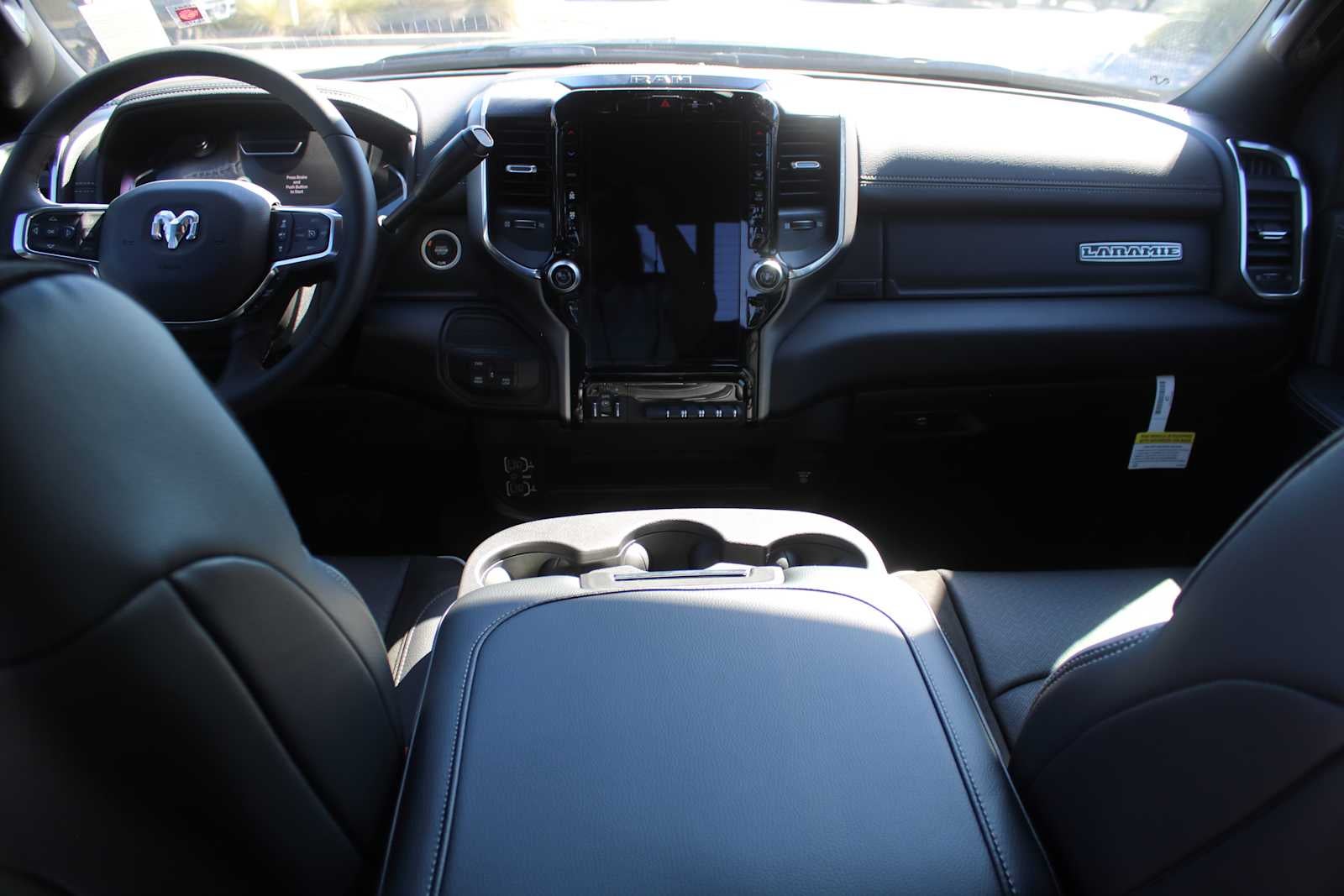 2026 RAM Ram 3500 RAM 3500 LARAMIE CREW CAB 4X4 8' BOX