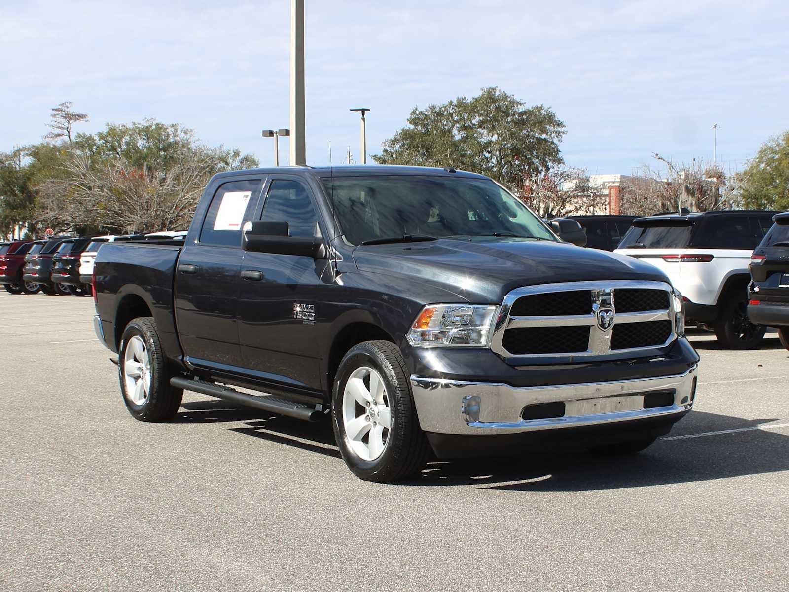 2021 RAM 1500 Classic Tradesman Crew Cab 4x4 5'7' Box