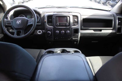 2021 RAM 1500 Classic Tradesman Crew Cab 4x4 5'7' Box