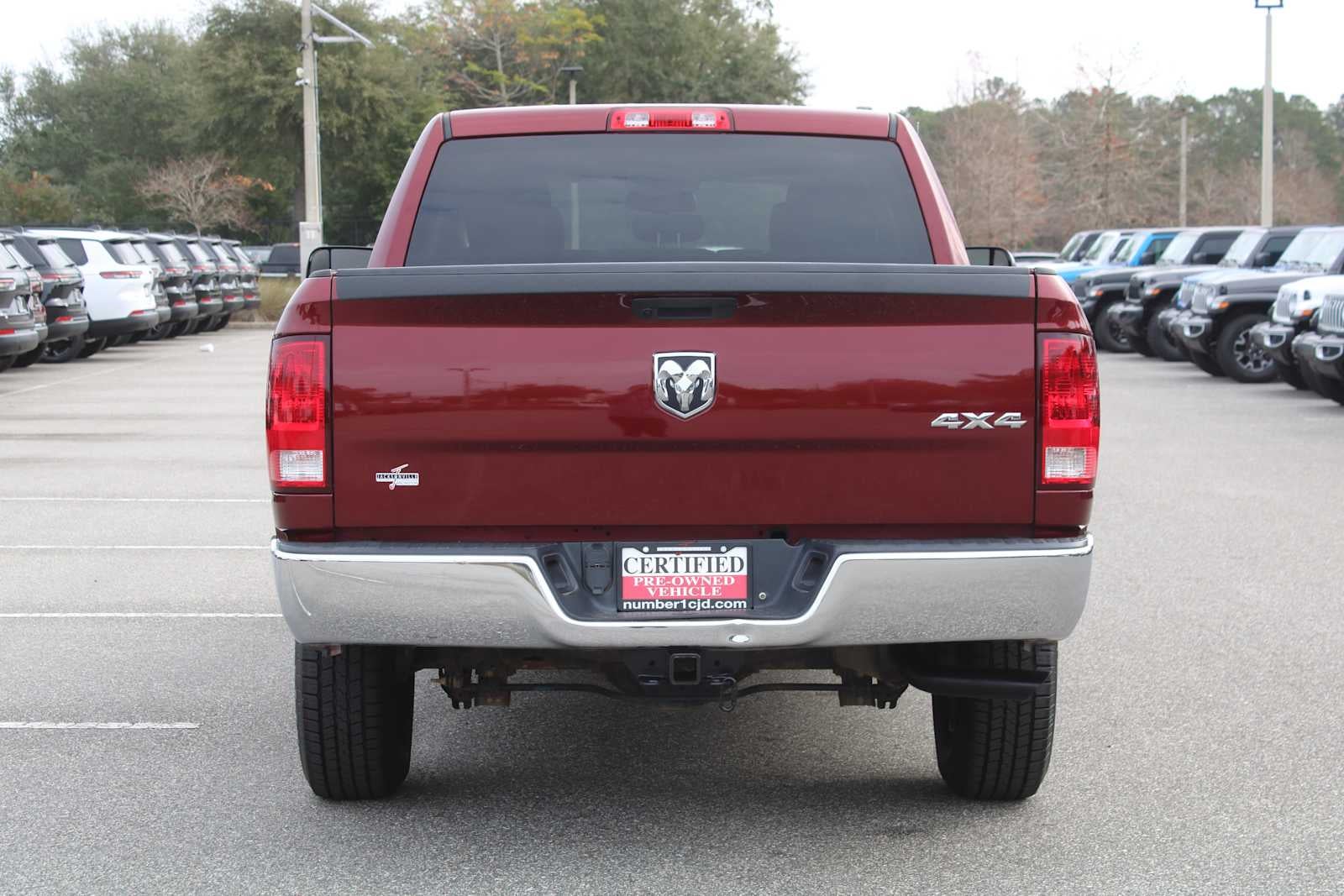 2022 RAM 1500 Classic Tradesman Crew Cab 4x4 5'7' Box
