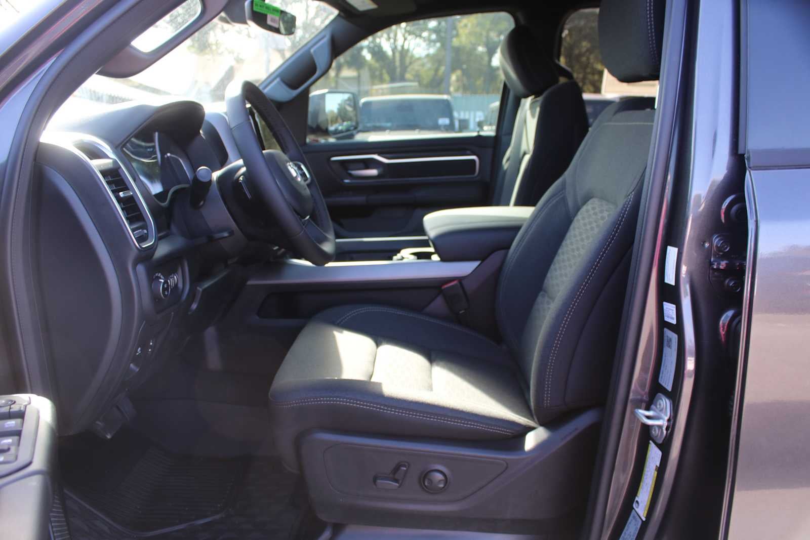 2026 RAM Ram 1500 RAM 1500 BIG HORN CREW CAB 4X2 5'7' BOX