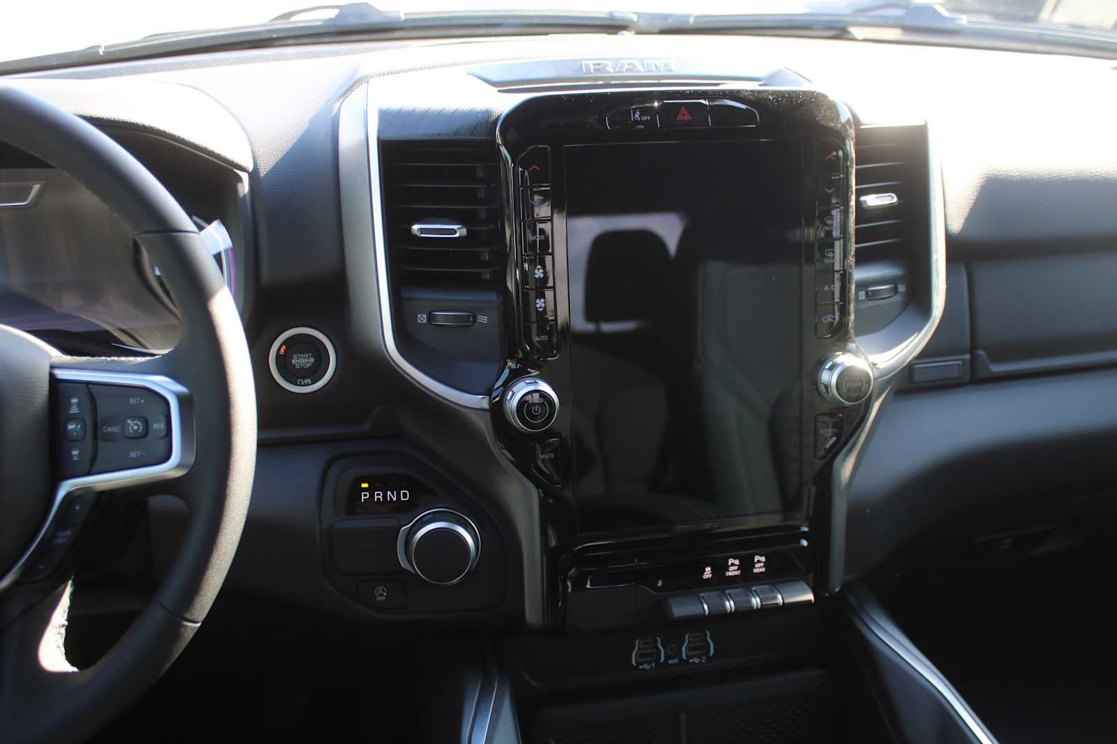 2026 RAM Ram 1500 RAM 1500 BIG HORN CREW CAB 4X2 5'7' BOX