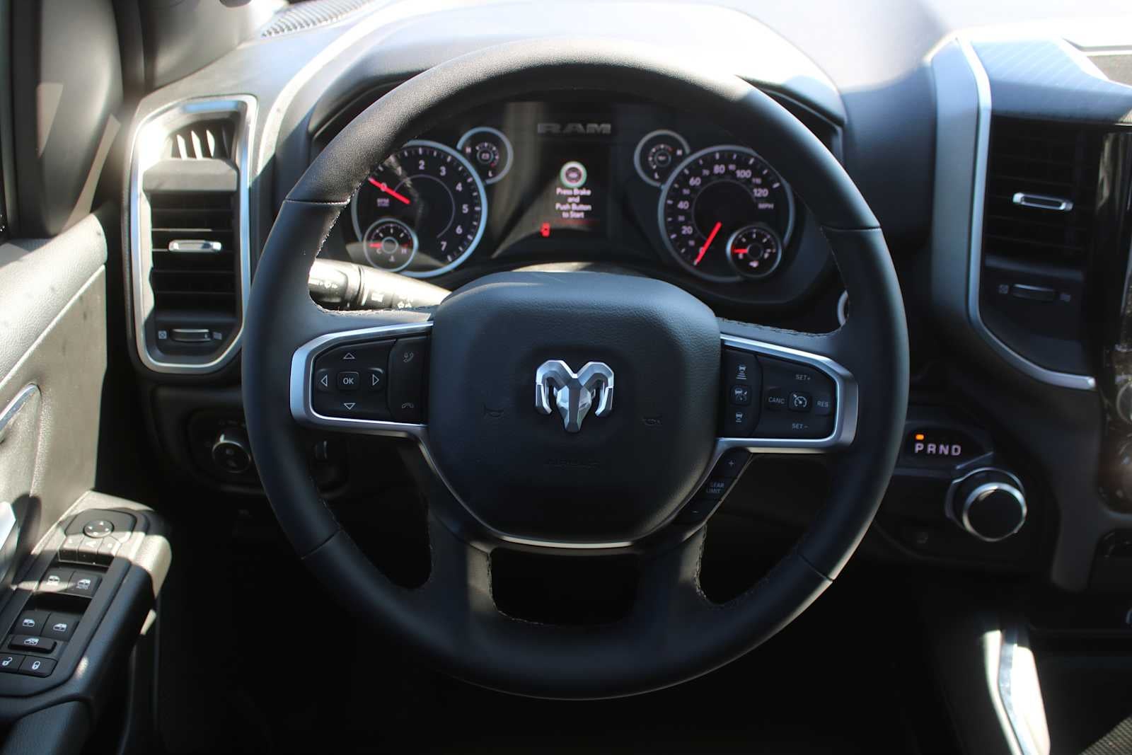 2026 RAM Ram 1500 RAM 1500 BIG HORN CREW CAB 4X2 5'7' BOX