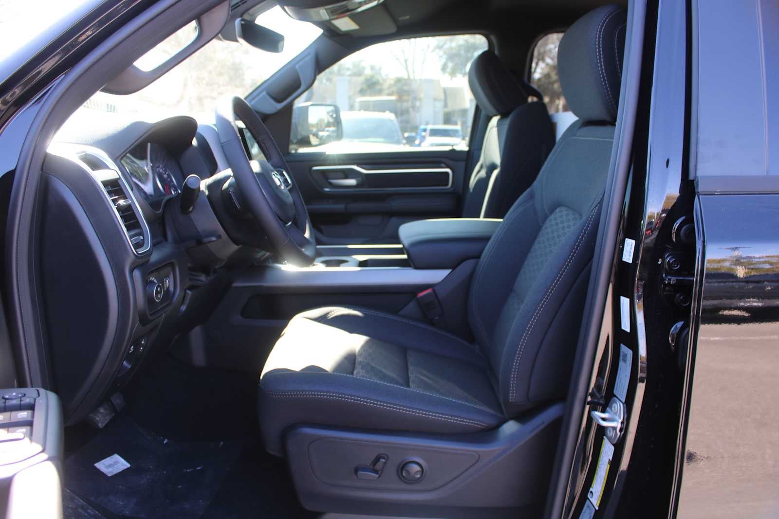 2026 RAM Ram 1500 RAM 1500 BIG HORN CREW CAB 4X2 5'7' BOX