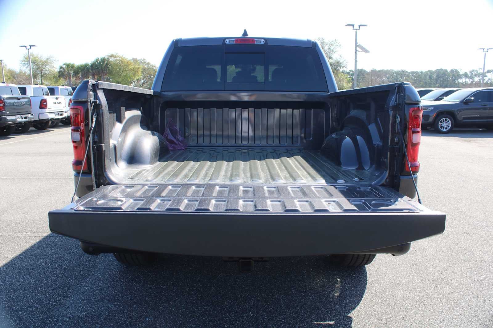 2026 RAM Ram 1500 RAM 1500 BIG HORN CREW CAB 4X2 5'7' BOX