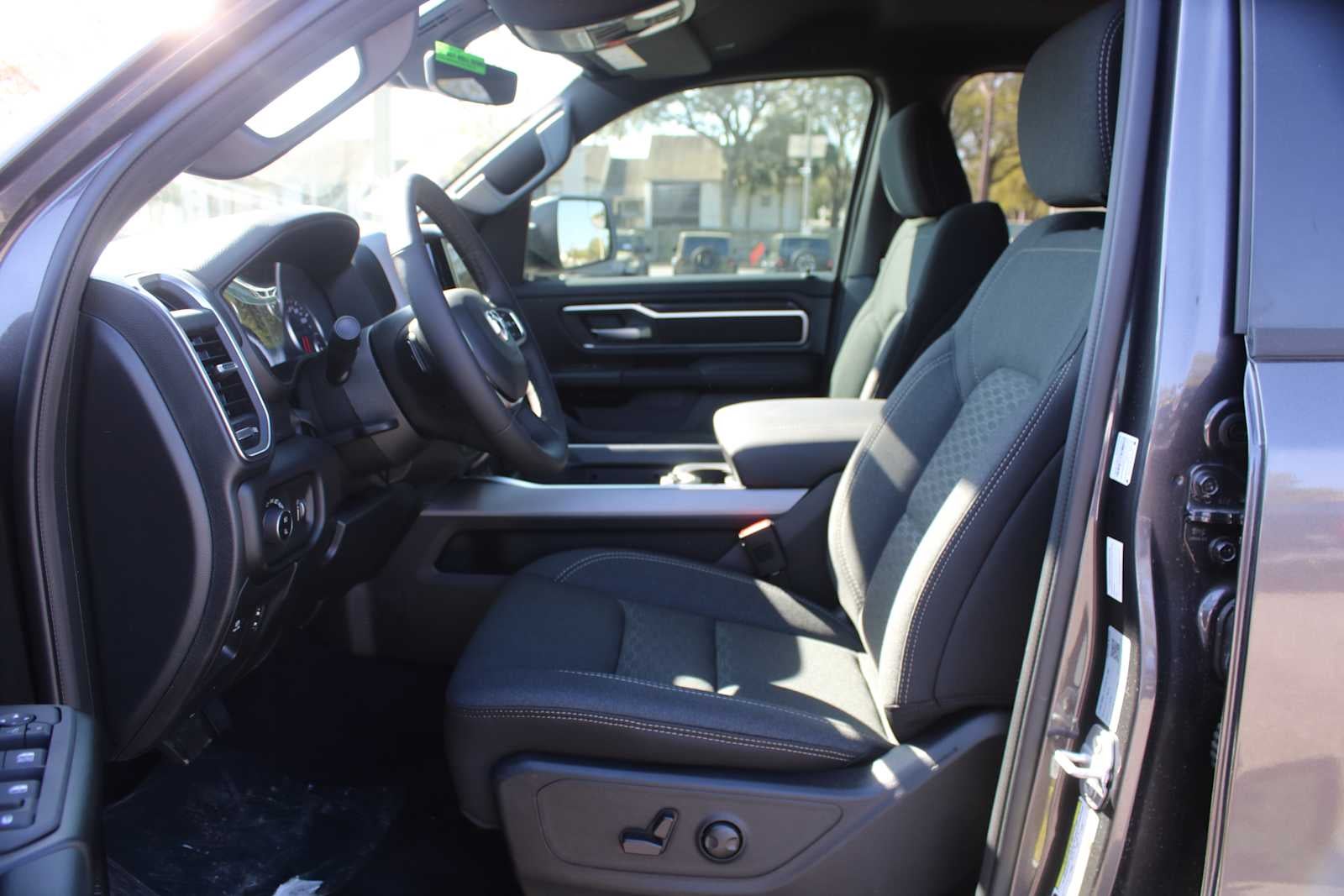 2026 RAM Ram 1500 RAM 1500 BIG HORN CREW CAB 4X2 5'7' BOX