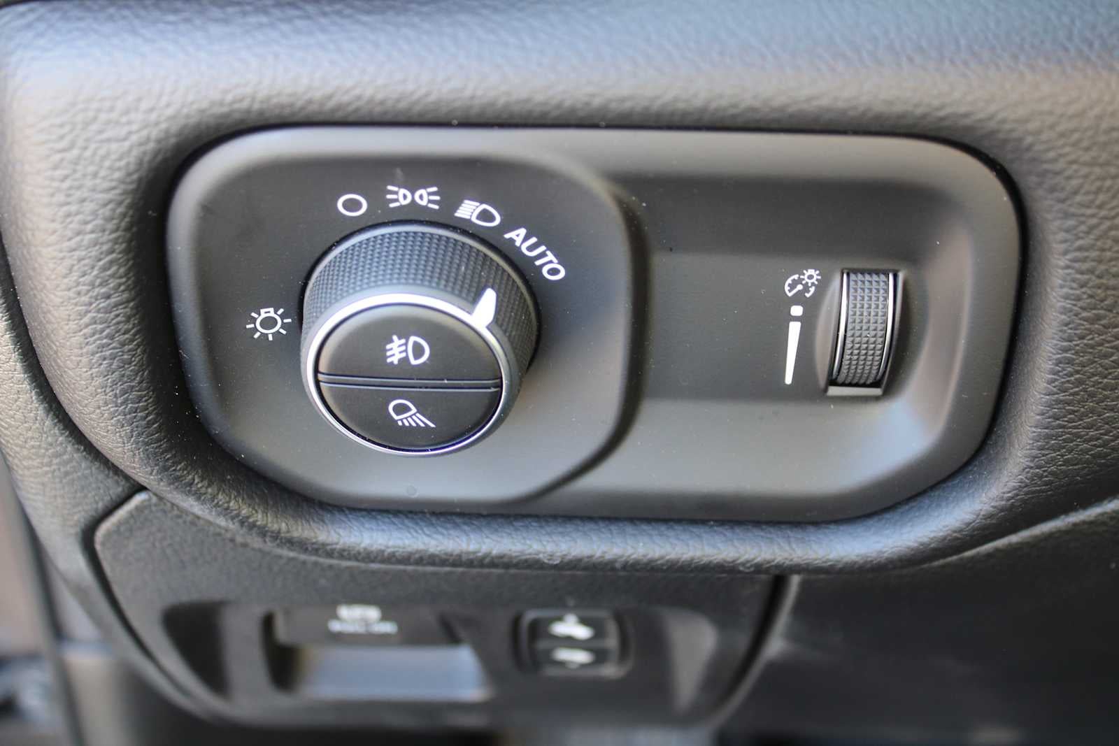 2026 RAM Ram 1500 RAM 1500 BIG HORN CREW CAB 4X2 5'7' BOX