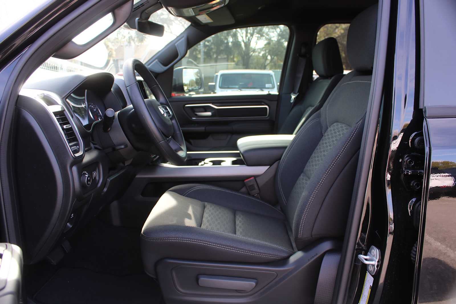 2026 RAM Ram 1500 RAM 1500 BIG HORN CREW CAB 4X2 5'7' BOX