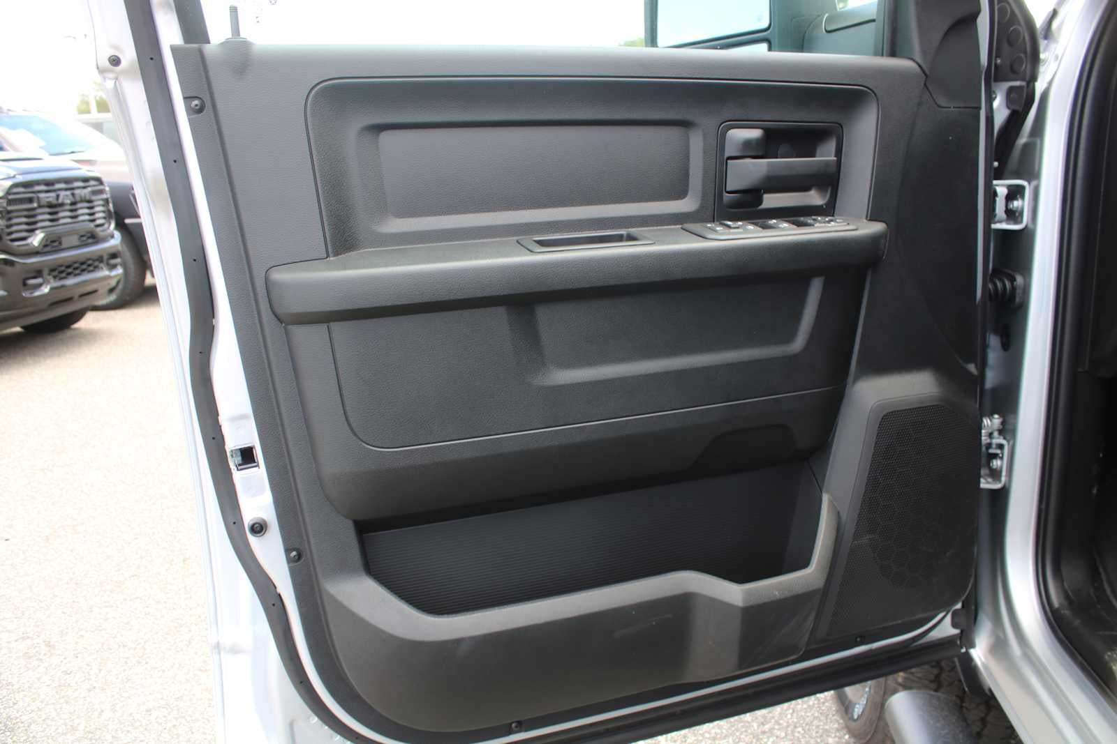 2027 RAM 2500 Black Express