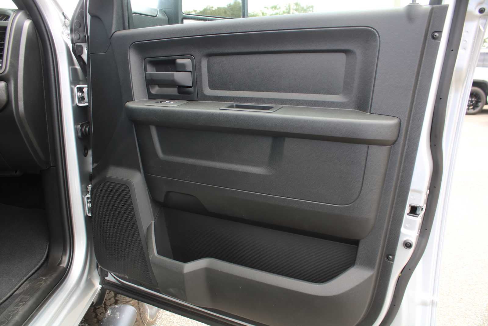 2027 RAM 2500 Black Express