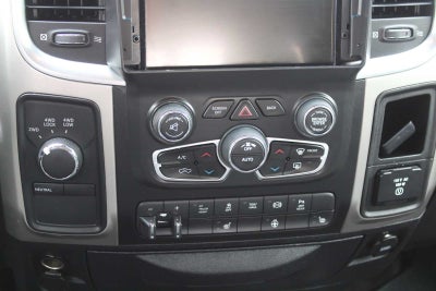 2017 RAM 2500 Big Horn Crew Cab 4x4 6'4' Box