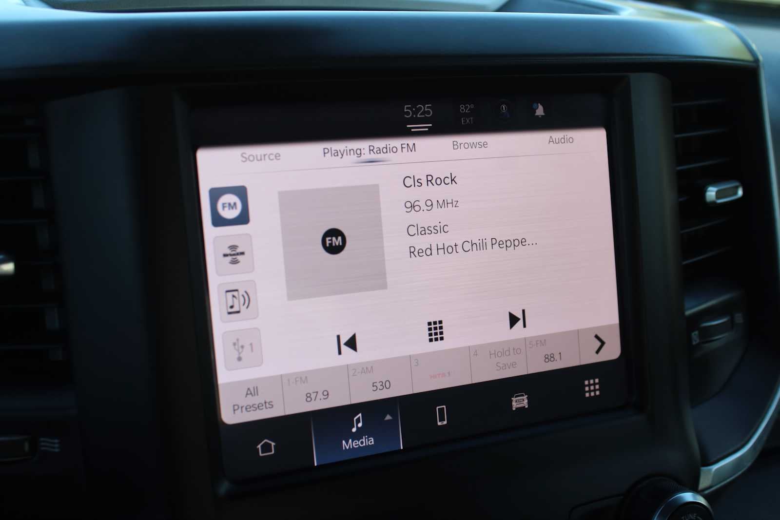 2024 RAM 2500 Big Horn Crew Cab 4x4 8' Box