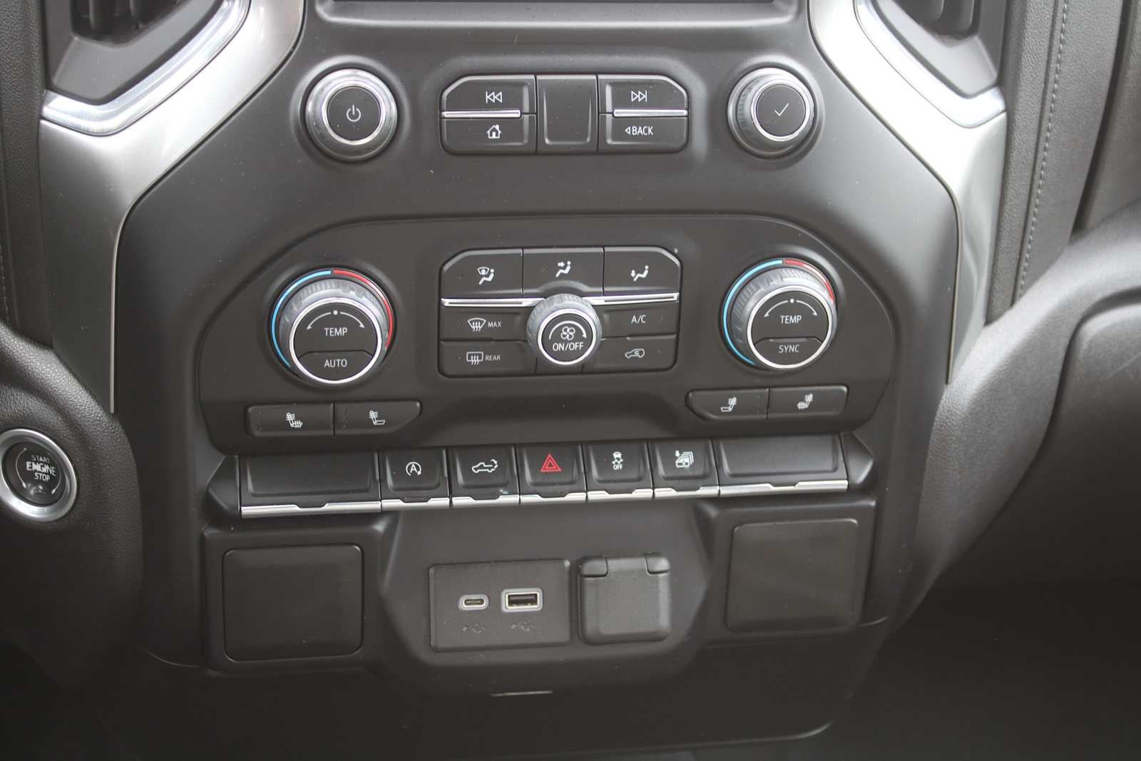 2022 Chevrolet Silverado 1500 LTD 4WD Crew Cab Short Bed LT with 2FL