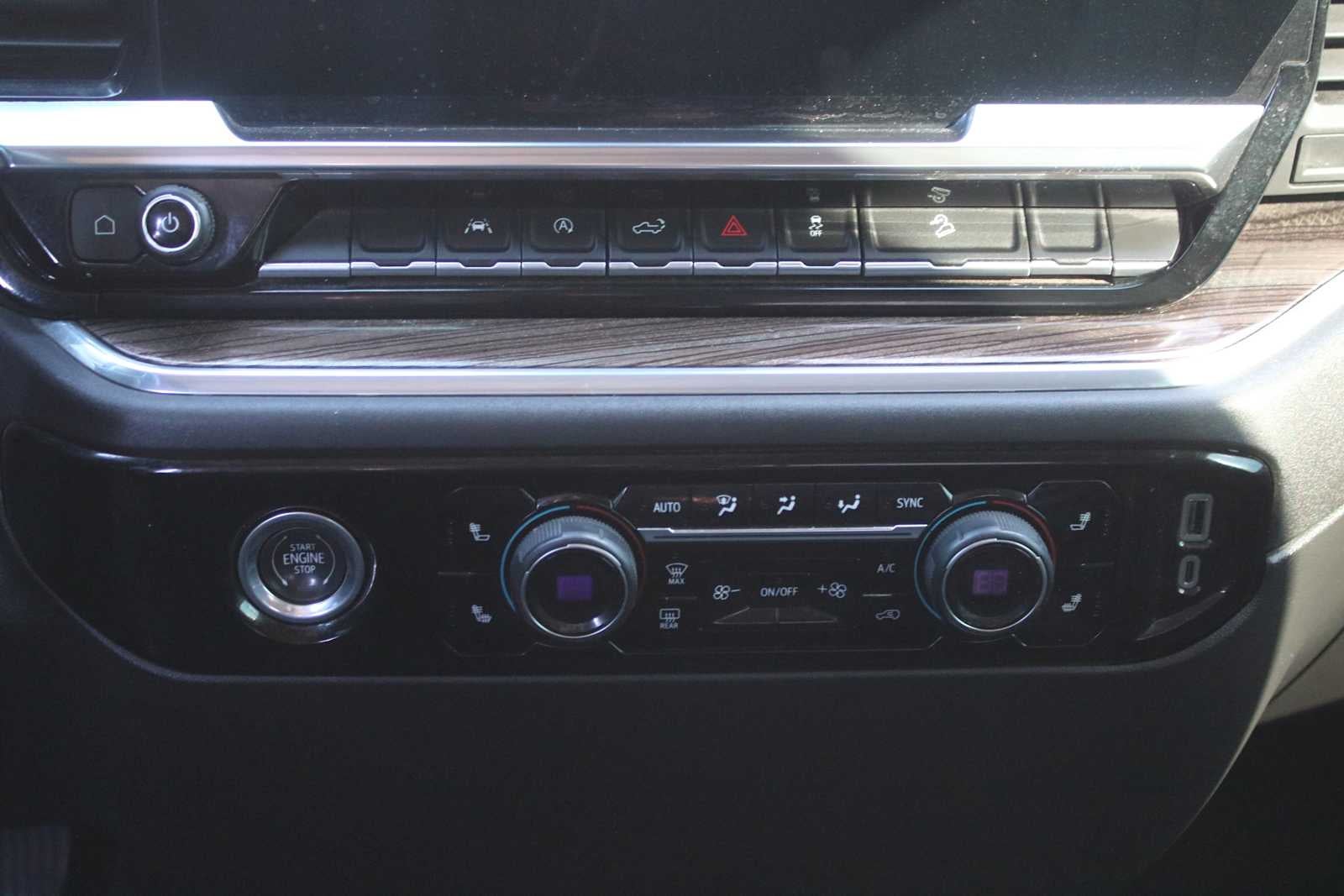 2023 Chevrolet Silverado 1500 4WD Crew Cab Standard Bed LT