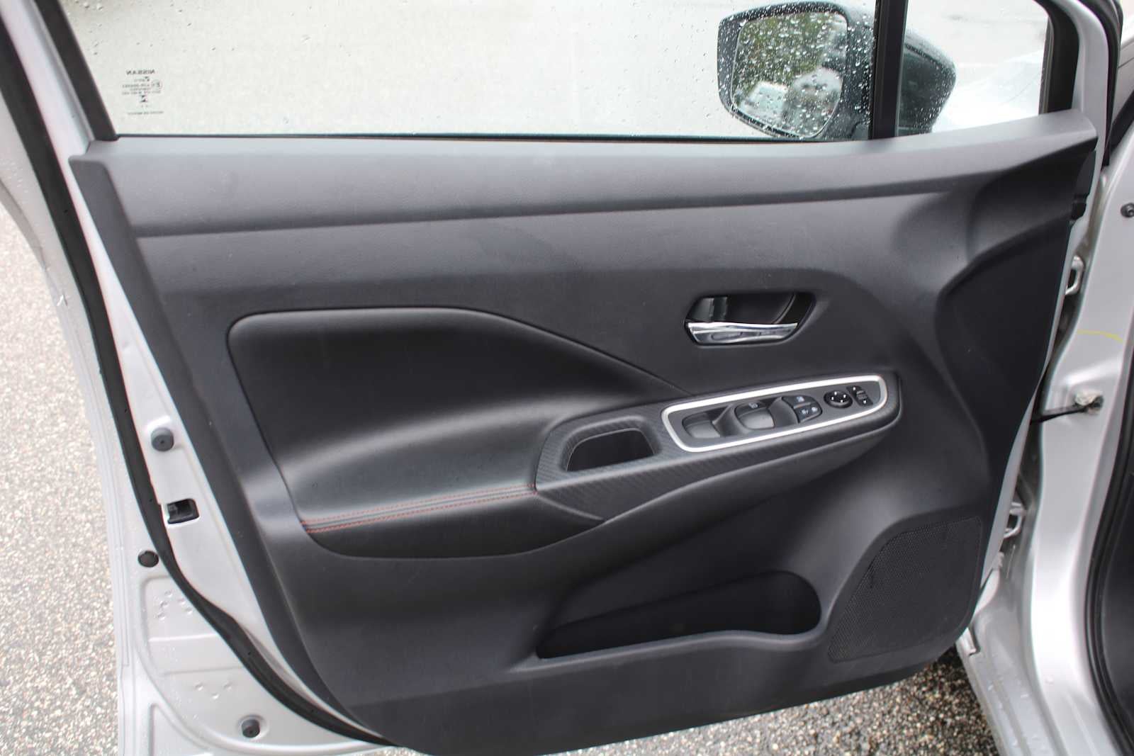 2024 Nissan Versa SR