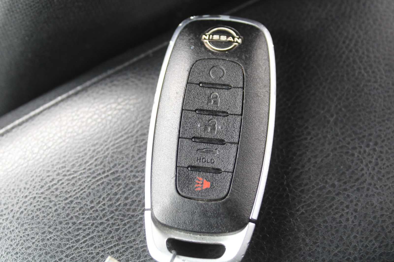 2024 Nissan Versa SR