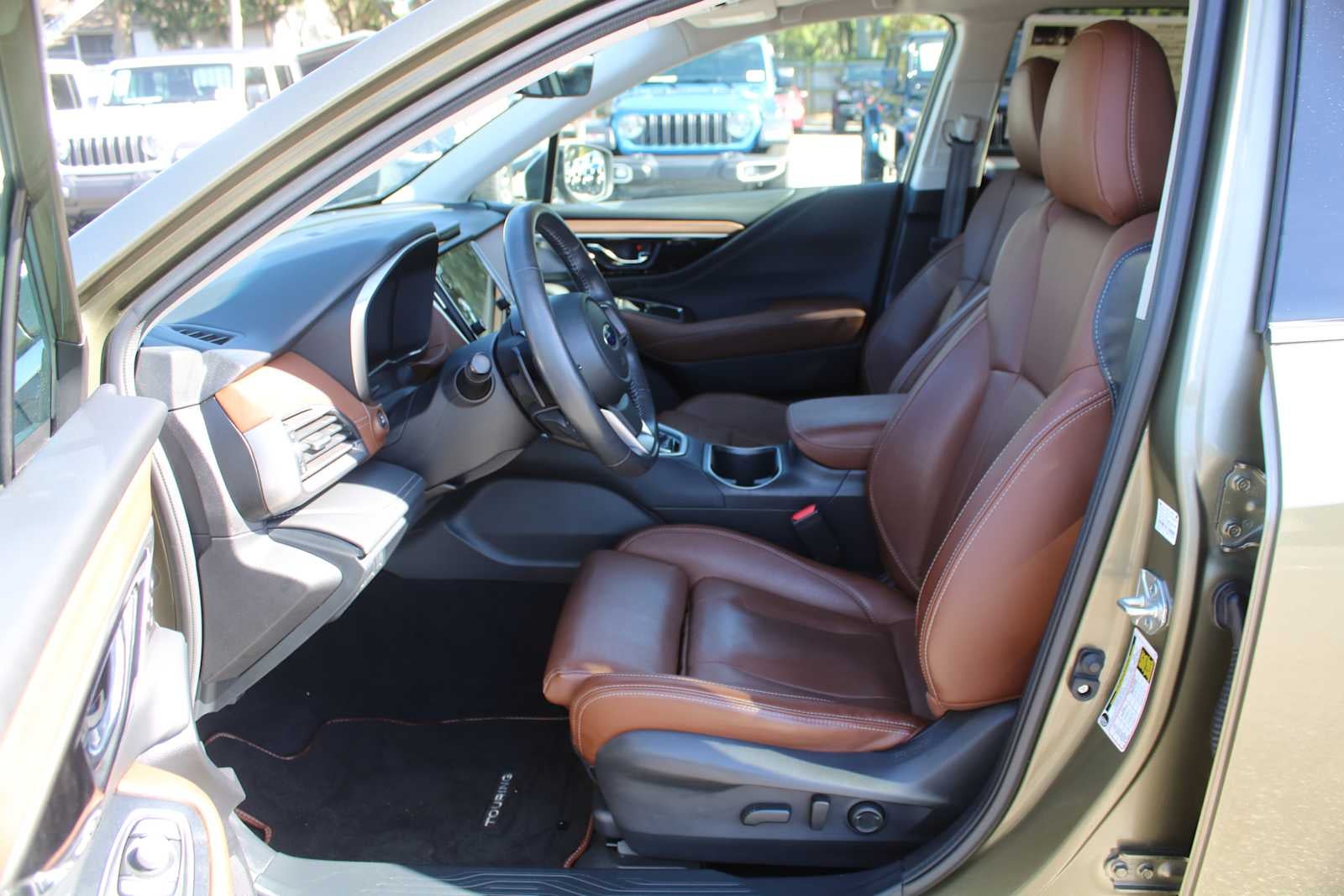 2022 Subaru Outback Touring XT