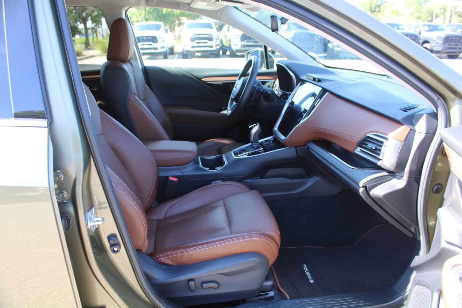 2022 Subaru Outback Touring XT