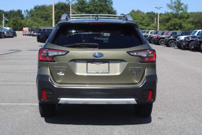 2022 Subaru Outback Touring XT