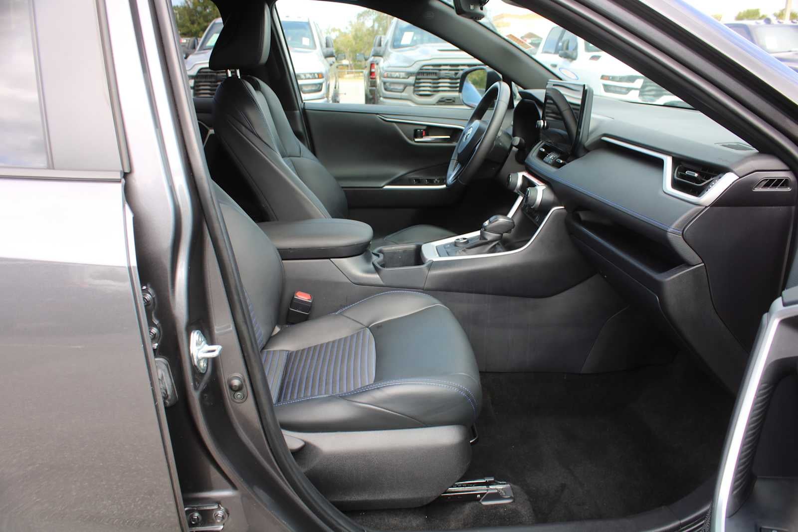2025 Toyota RAV4 Hybrid XSE