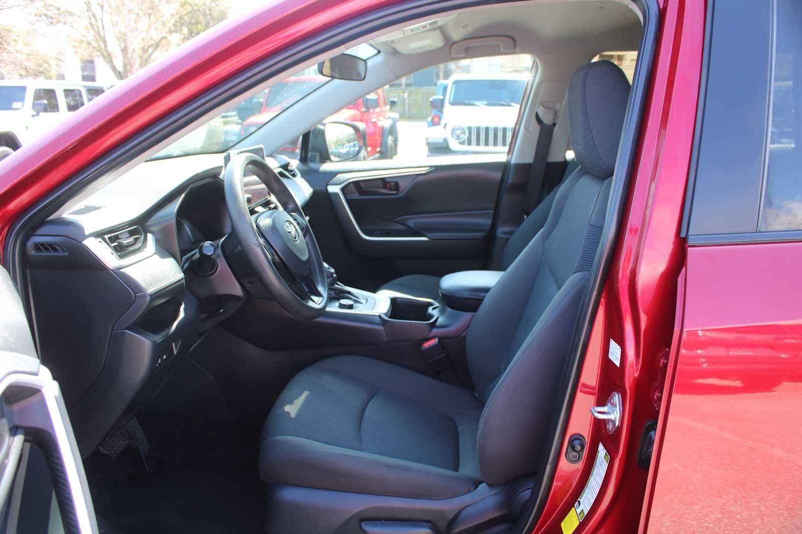 2023 Toyota RAV4 Hybrid LE