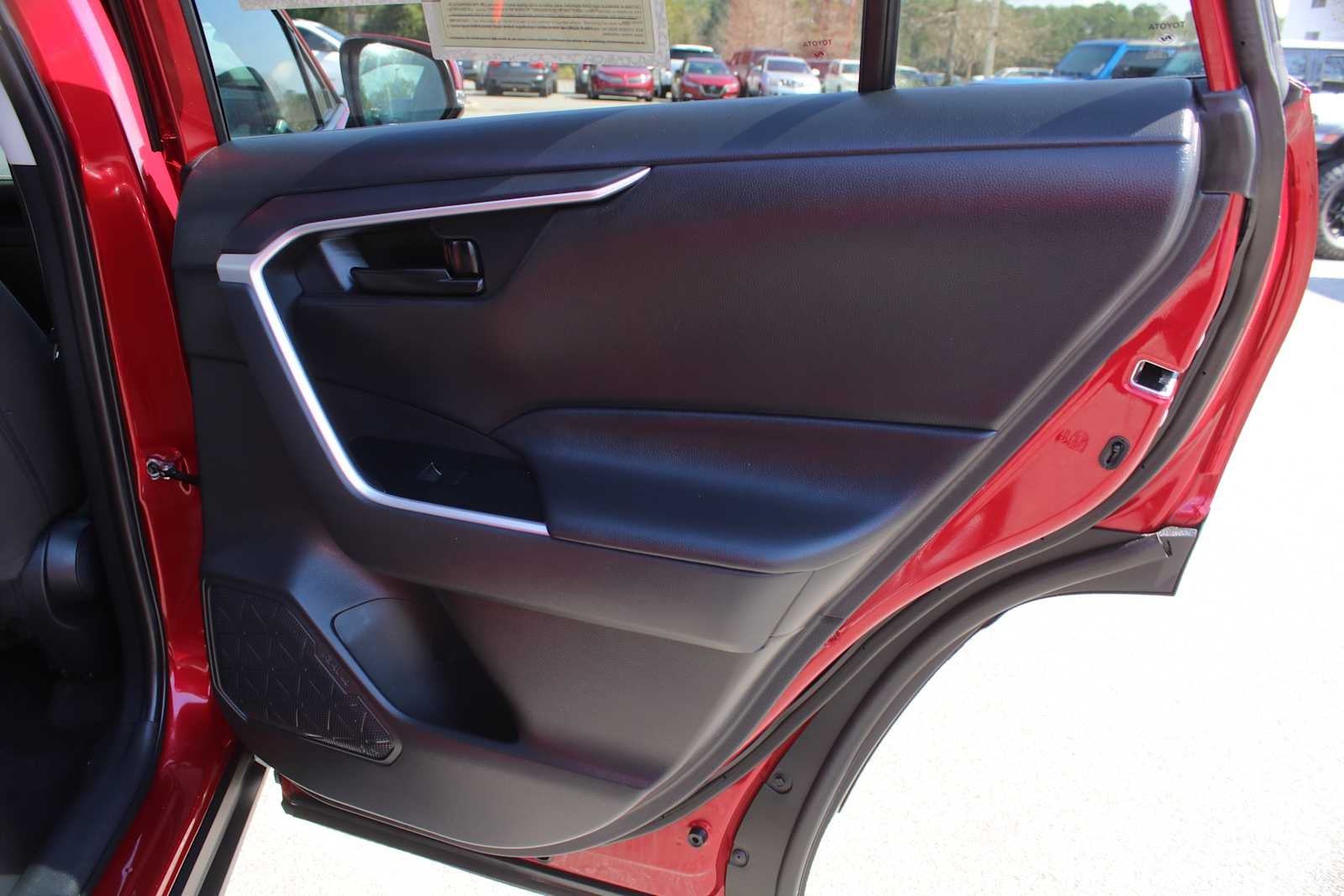 2023 Toyota RAV4 Hybrid LE