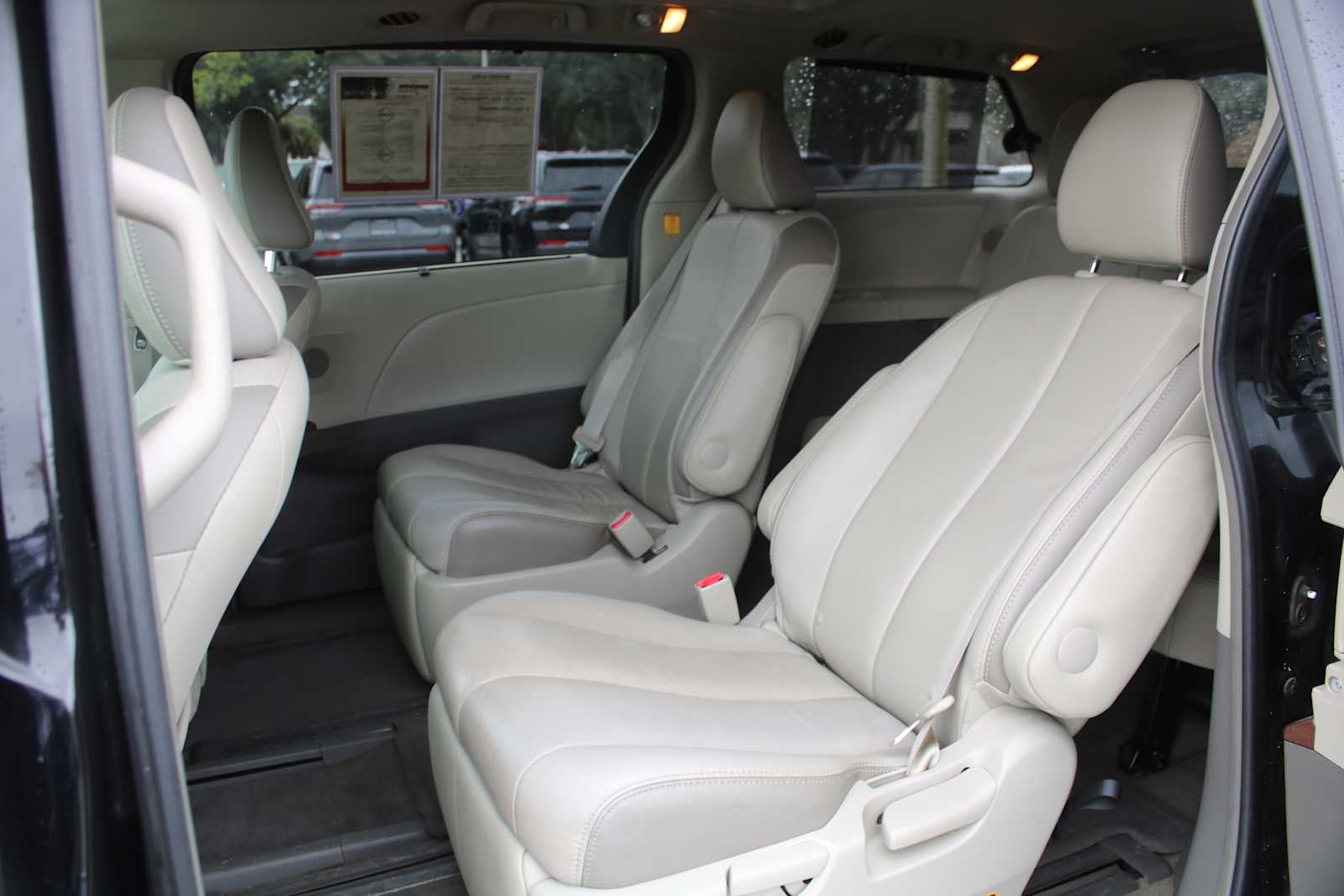 2013 Toyota Sienna Ltd